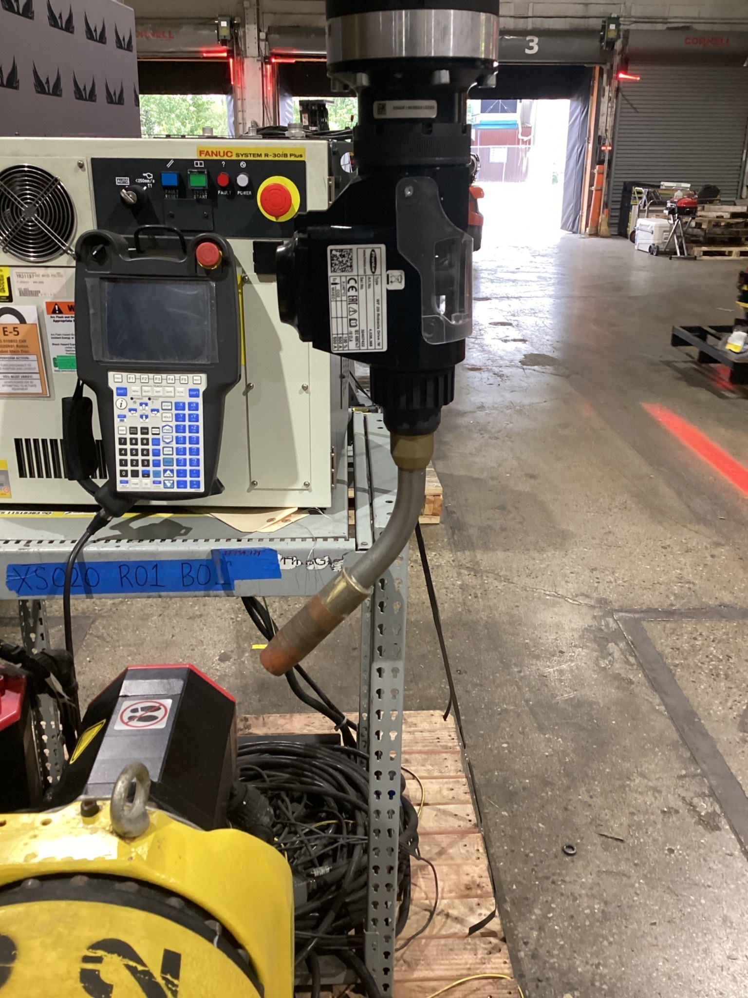FANUC ArcMate 120iD w/ R-30iB PLUS Controls USED 5