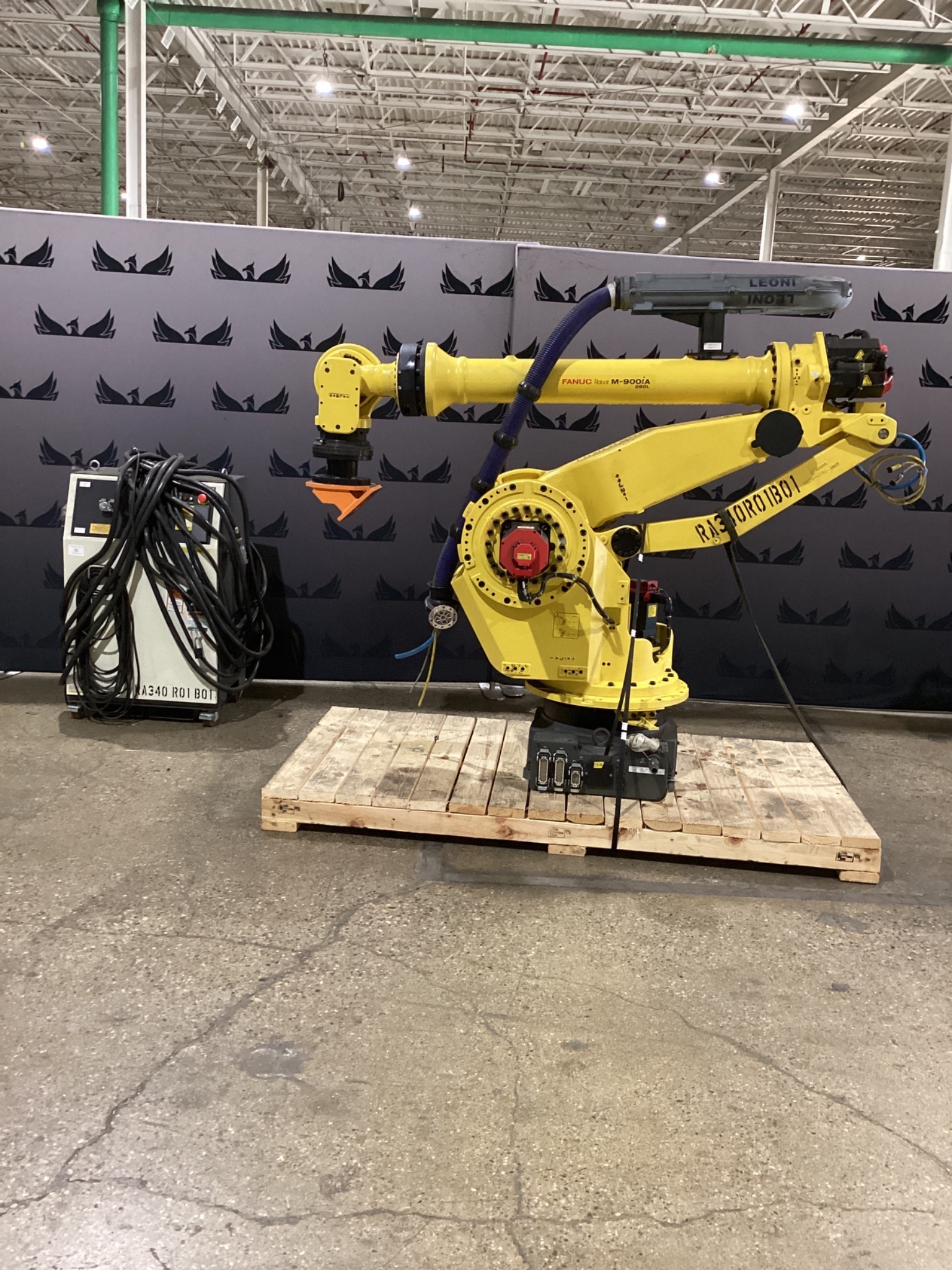 FANUC M-900iA/260L Complete w/ R-30iA Controls USED 0