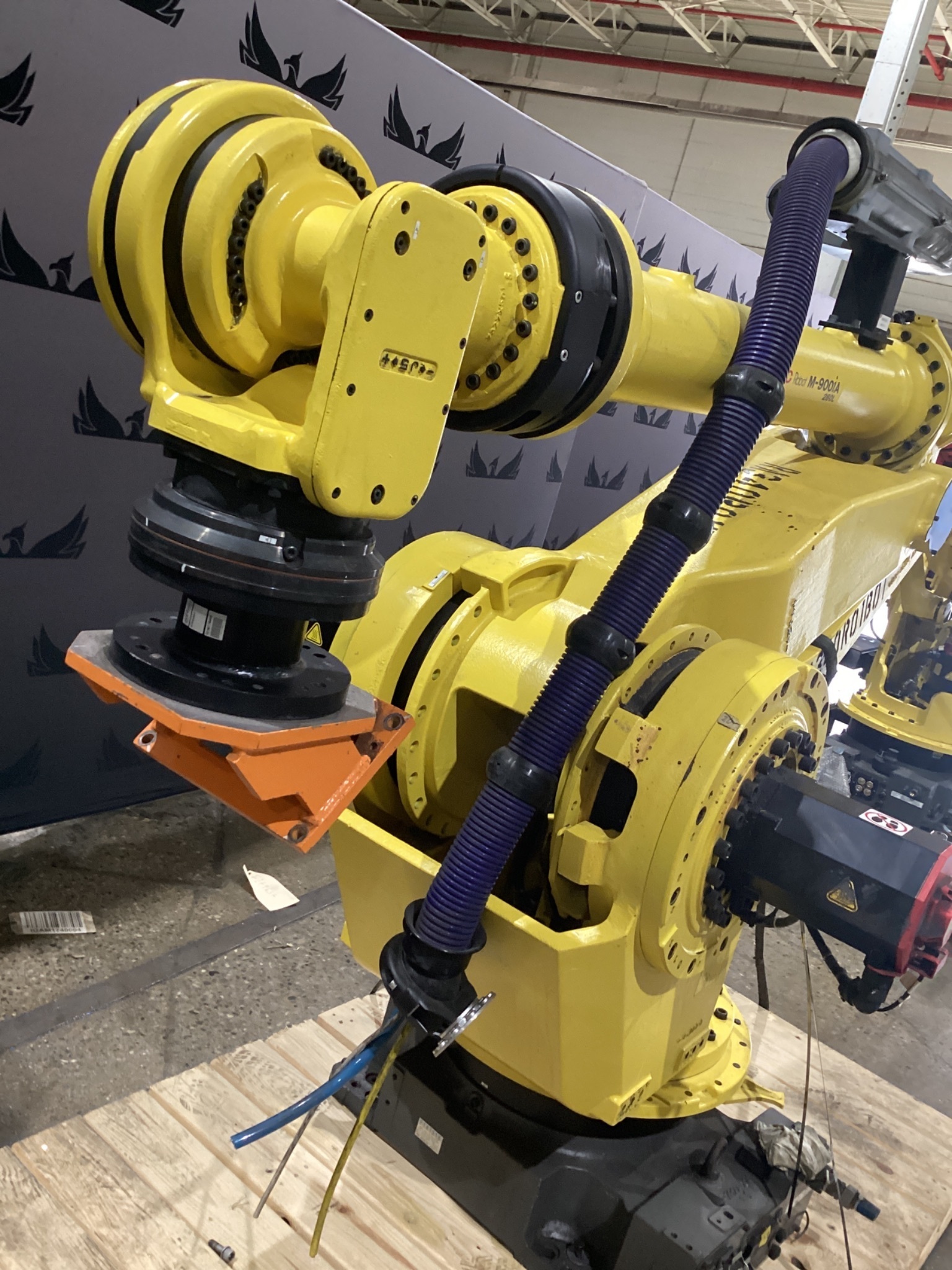 FANUC M-900iA/260L Complete w/ R-30iA Controls USED 4