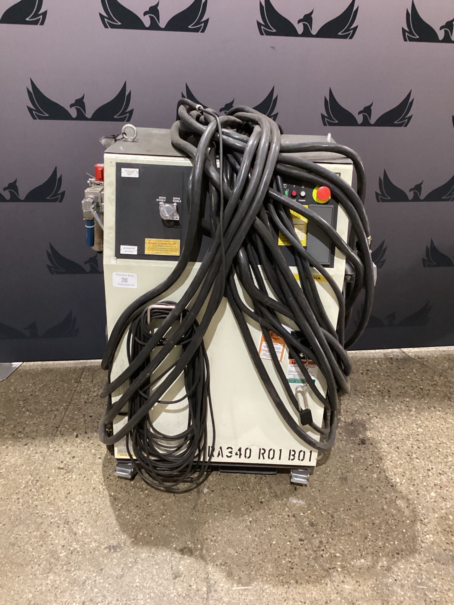 FANUC M-900iA/260L Complete w/ R-30iA Controls USED 7