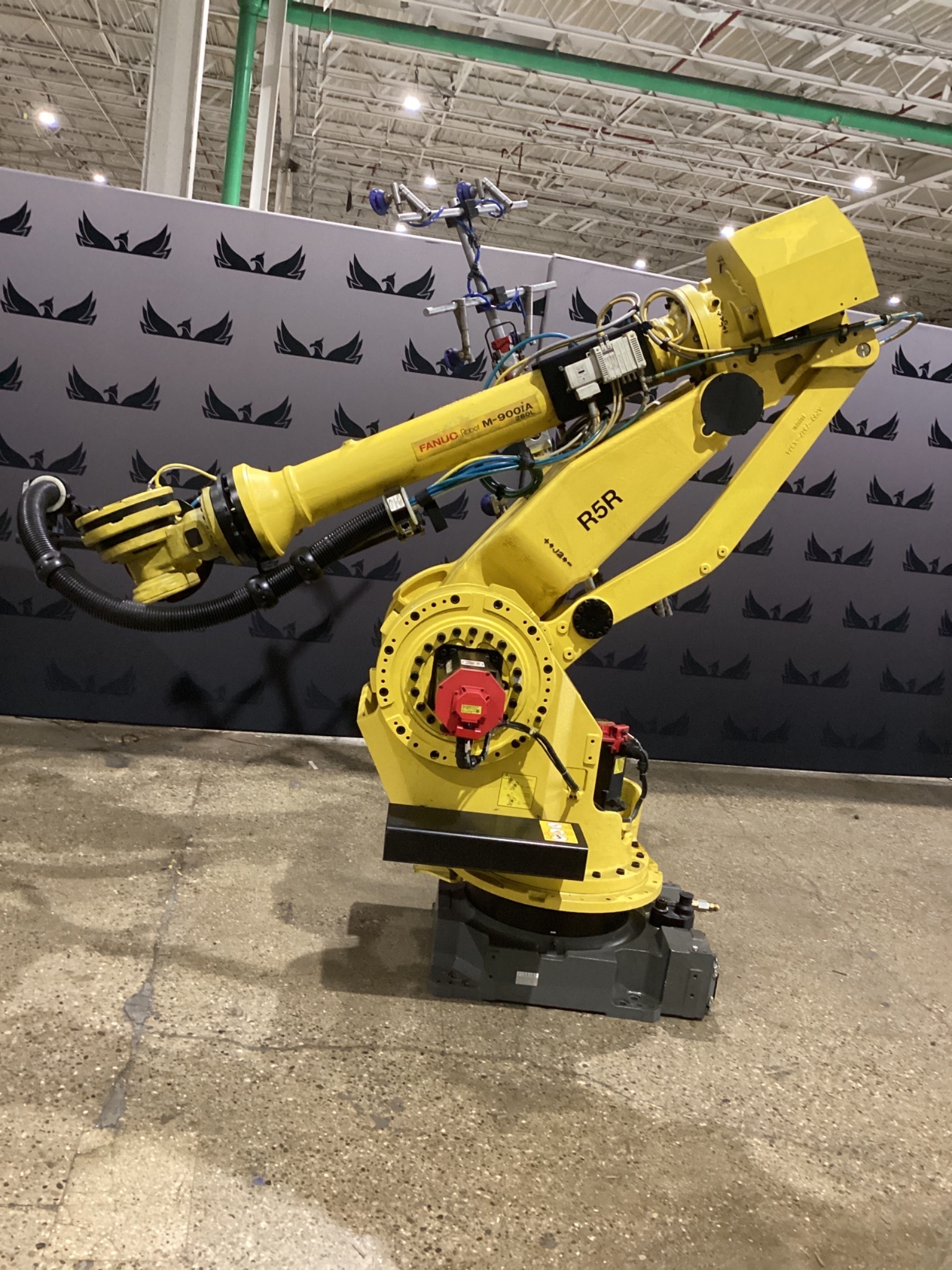 FANUC M-900iA/260L Complete w/ R-30iA Controls USED 1