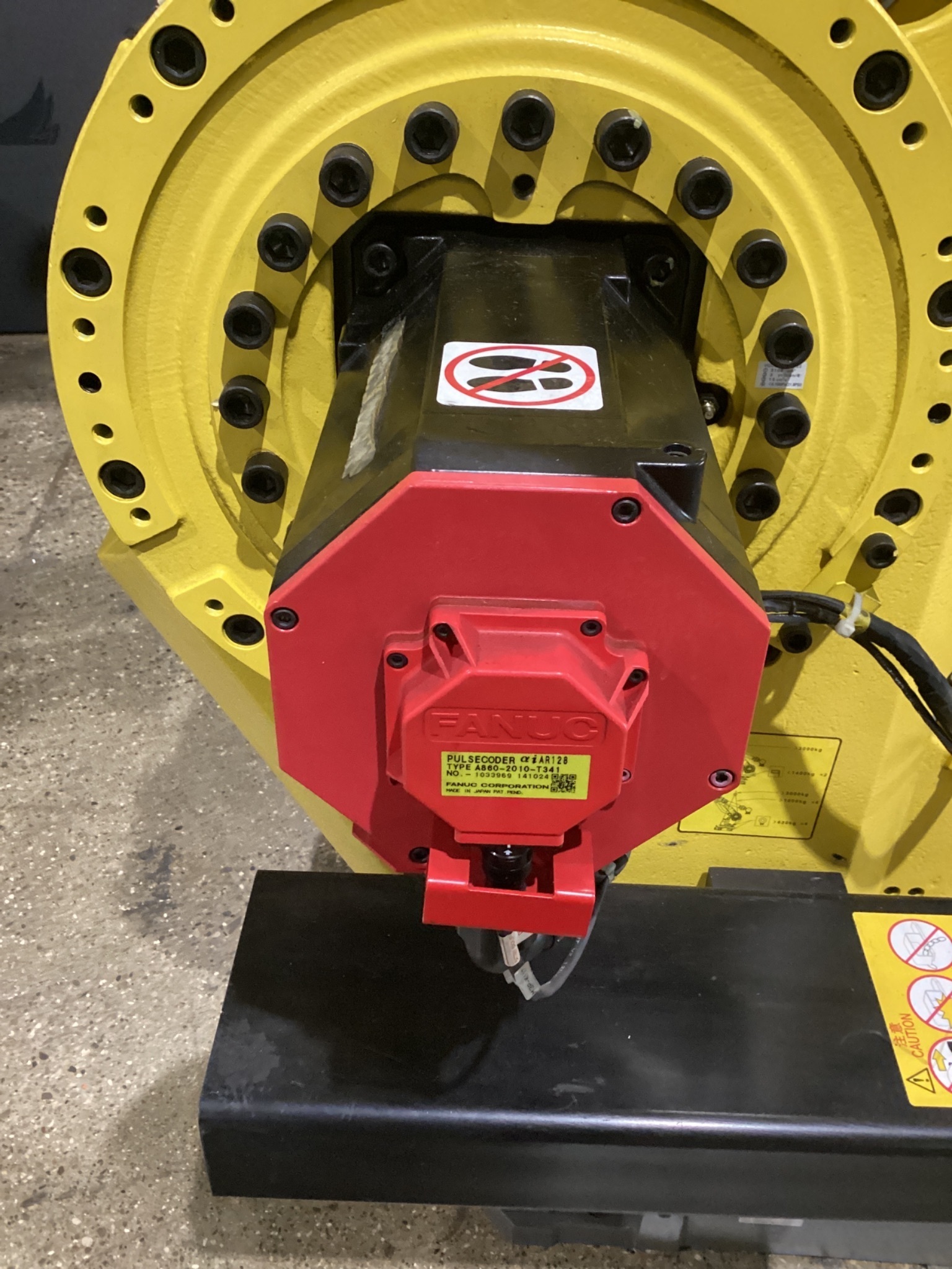 FANUC M-900iA/260L Complete w/ R-30iA Controls USED 2