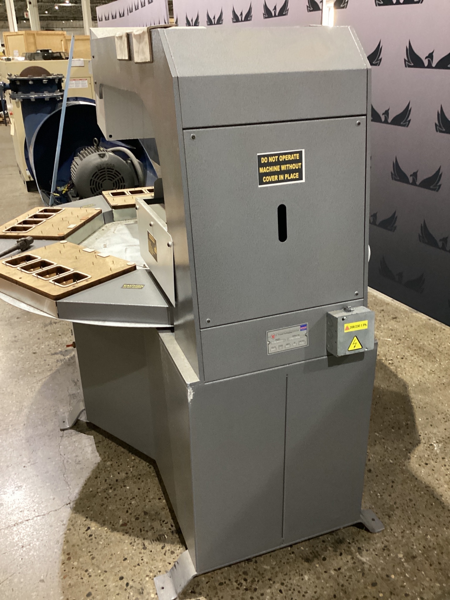 VISUAL PACKAGING LP USA SDSC-1418 PACKAGING AND SHIPPING EQUIPMENT USED 2