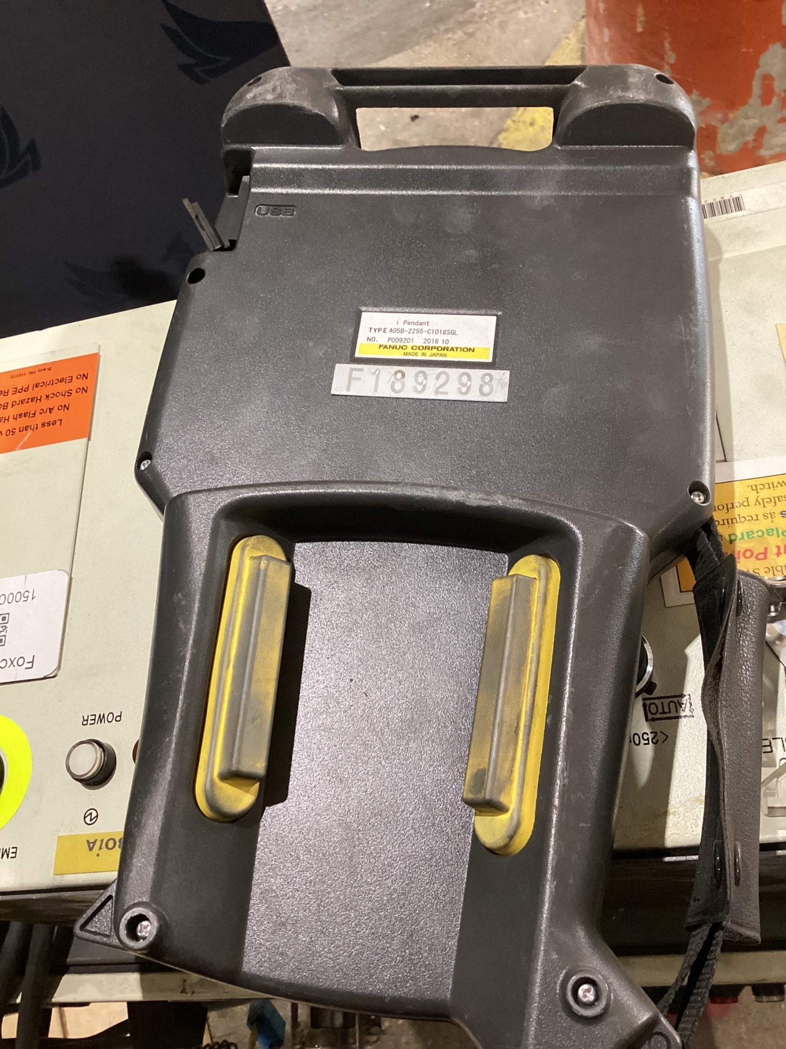 FANUC R-2000iB/125L Complete w/ R-30iB Controls USED 13