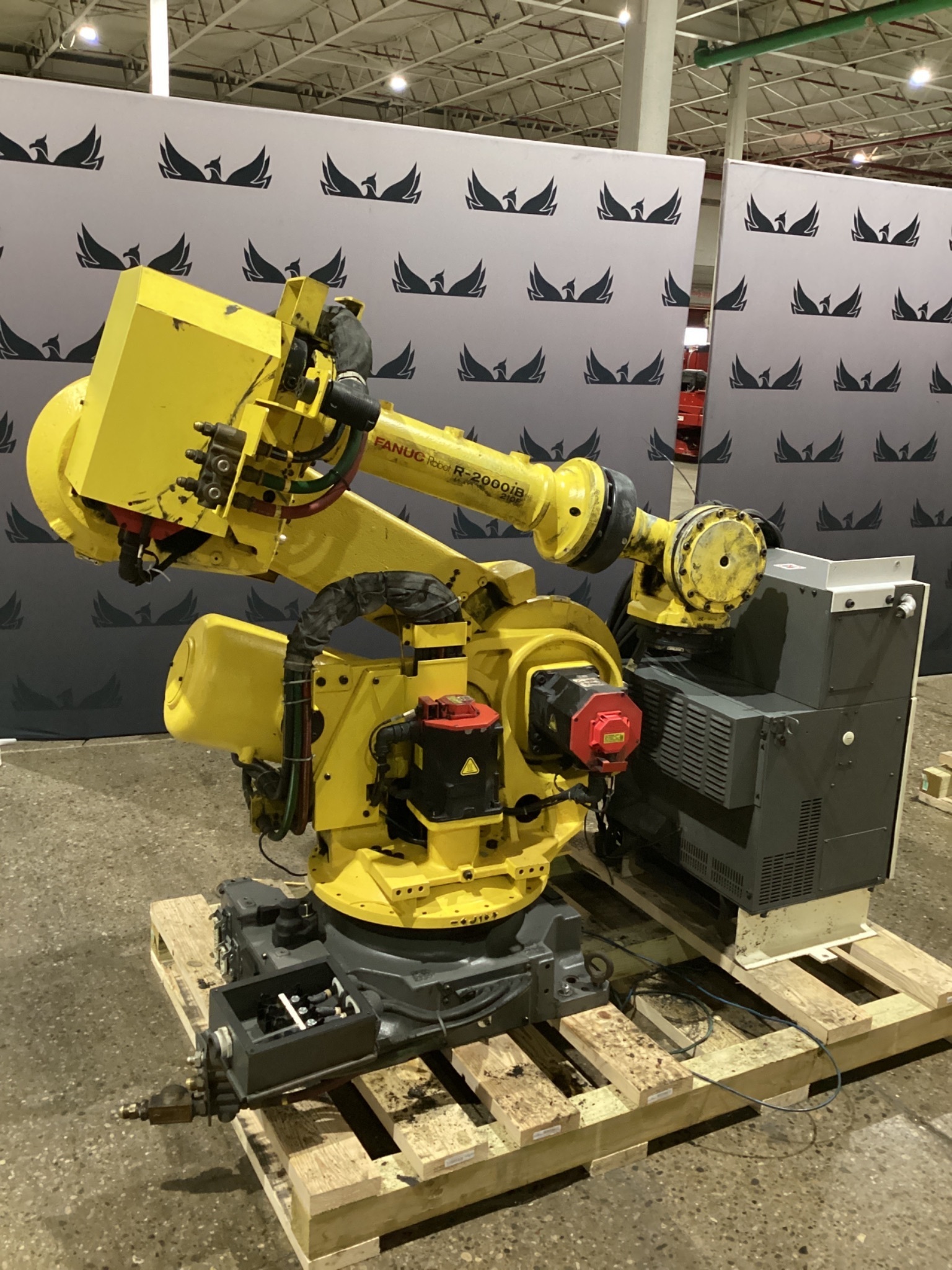 FANUC R-2000iB/210F Complete w/ R-30iB Controls USED 0