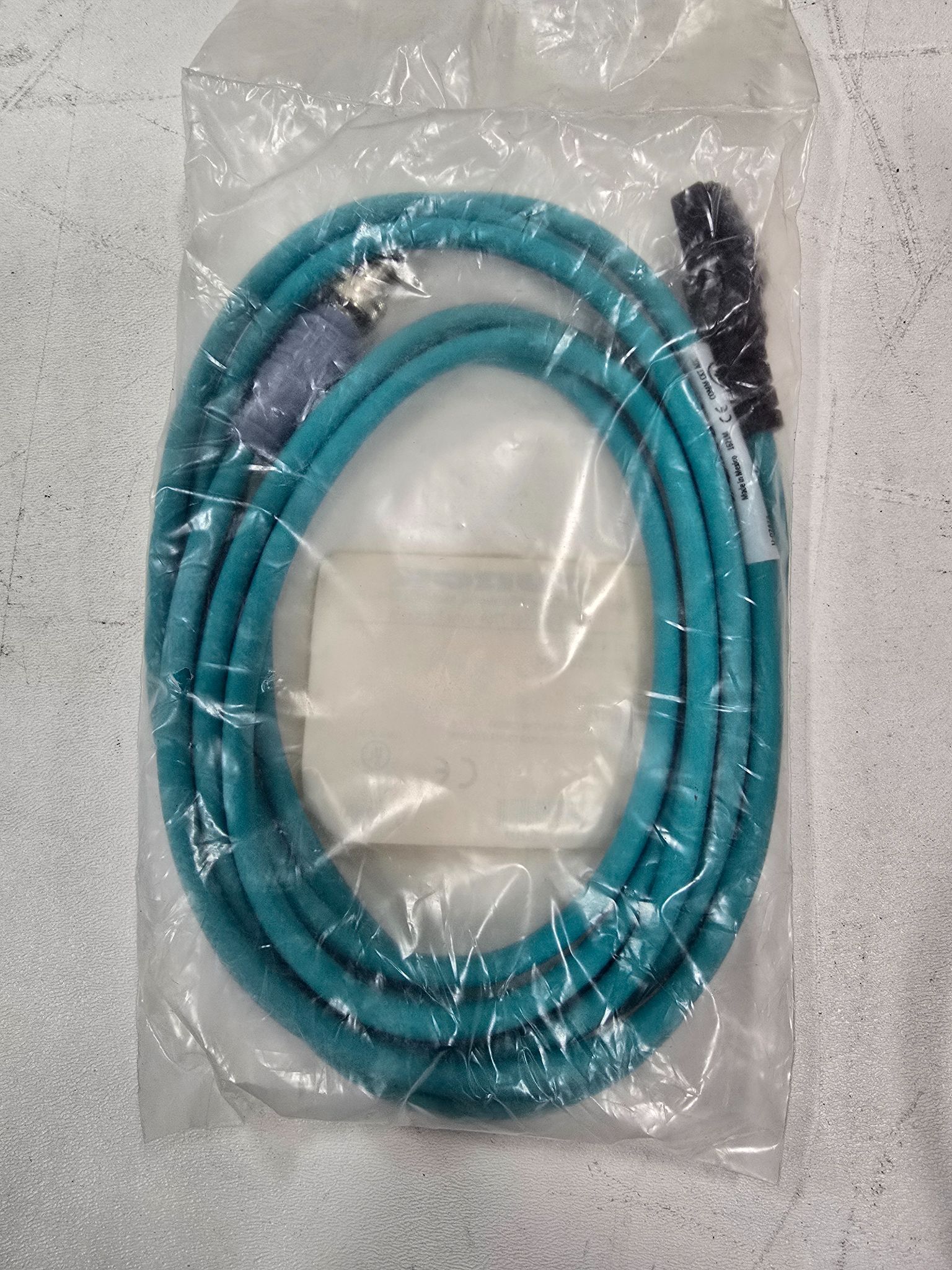 TURCK RSSD-RJ45S-441-3M ETHERNET CABLE NEW 2