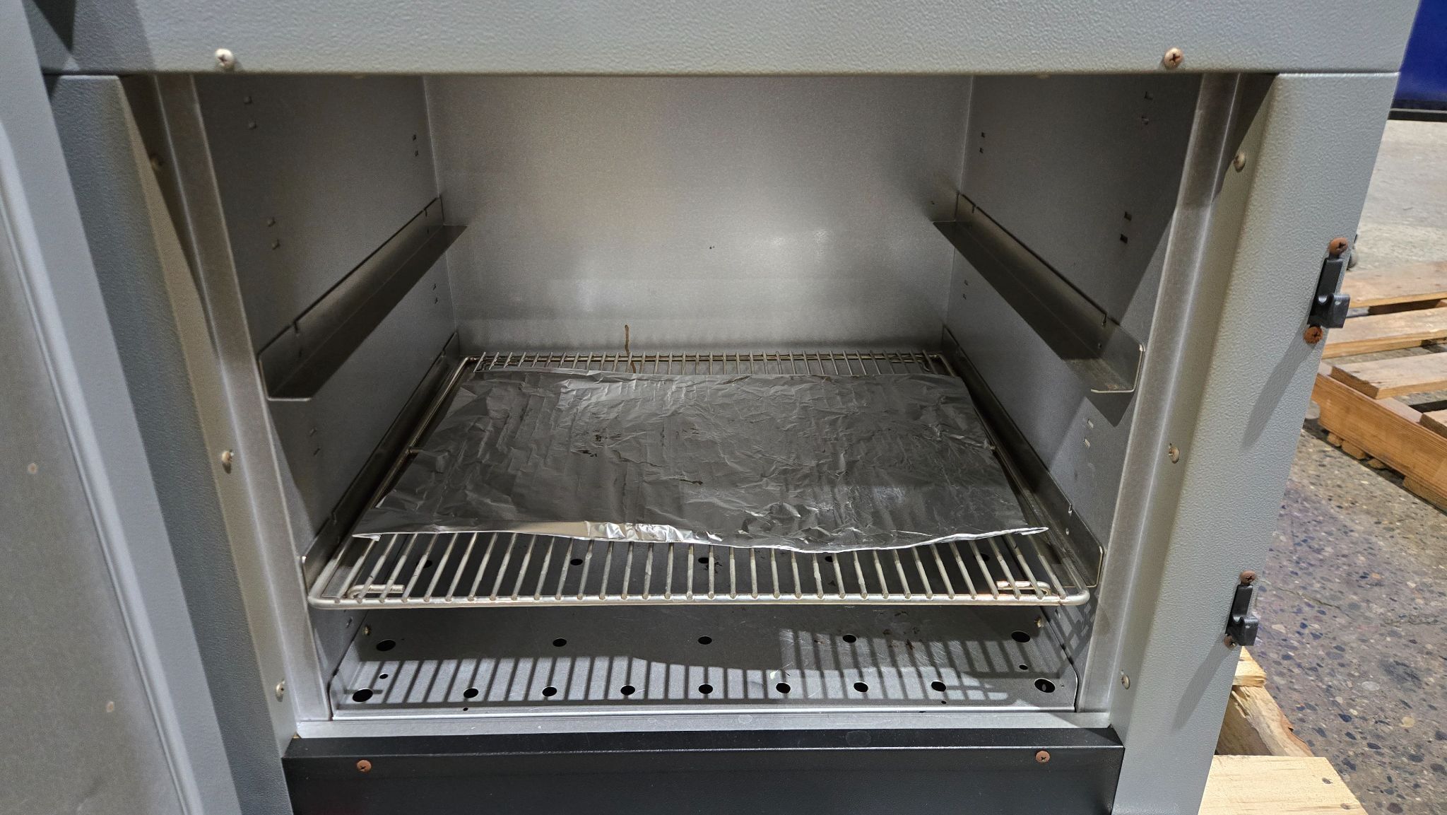 PRECISION SCIENTIFIC 1025 OVEN 115V 1300W 65C-210C TEMP USED 3