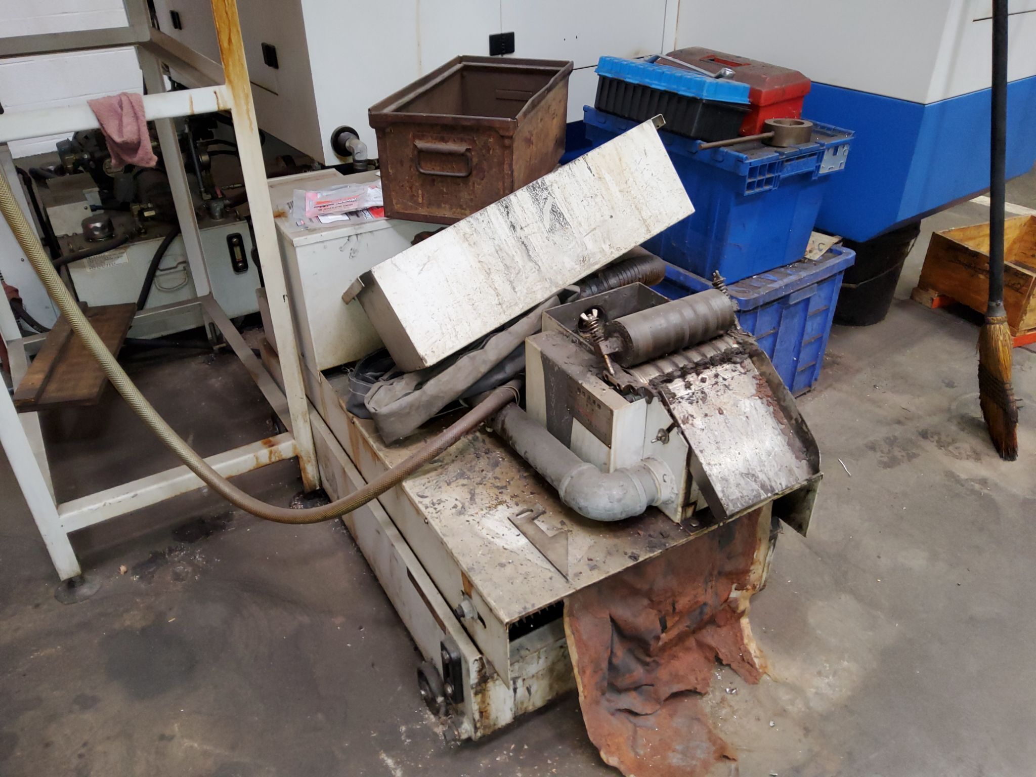2014 SUPERTEC G25P-50CNC UNIVERSAL CYLINDRICAL GRINDER 6