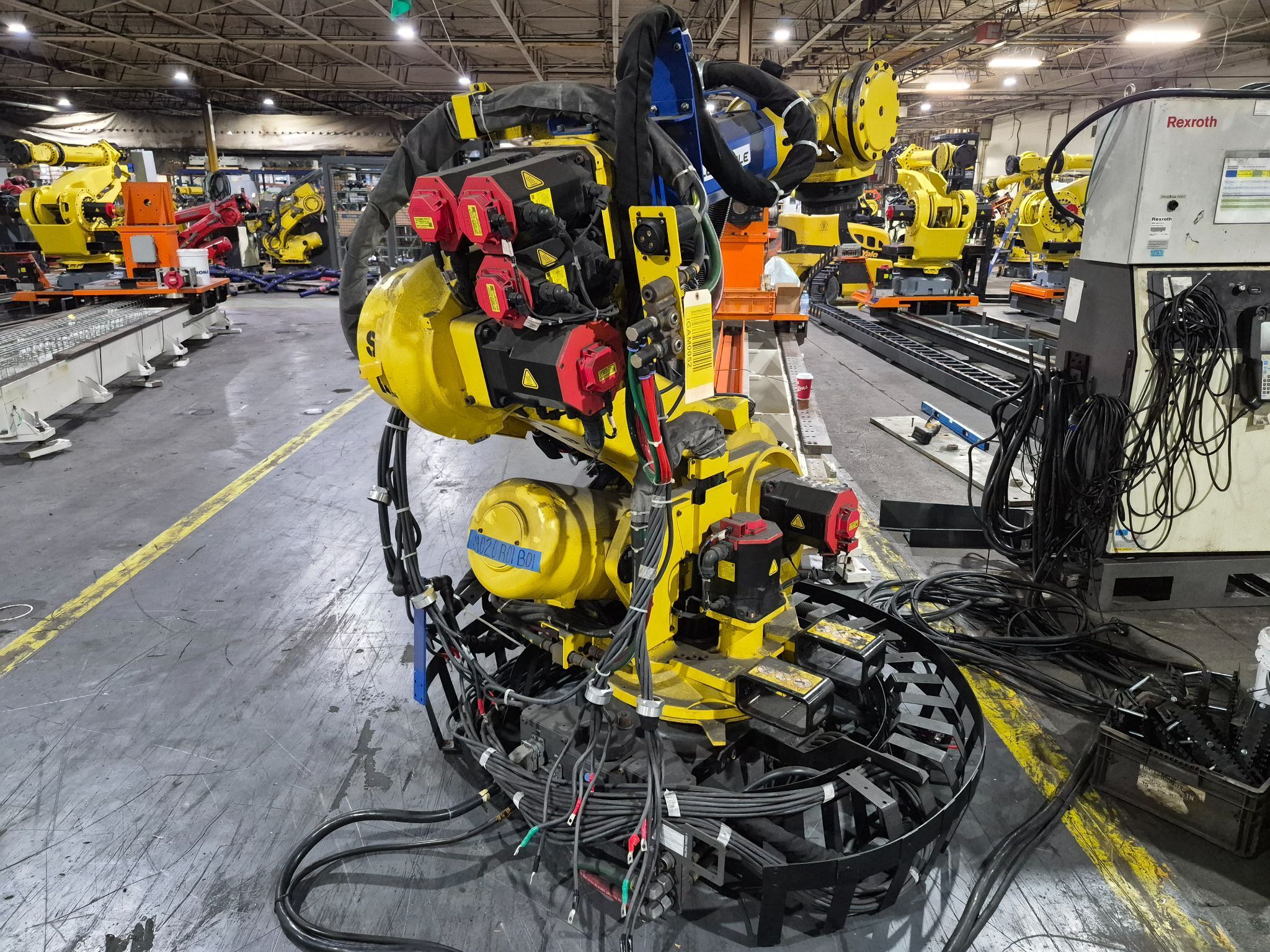 FANUC R-2000iB/210F Complete w/ R-30iA Controls USED 4
