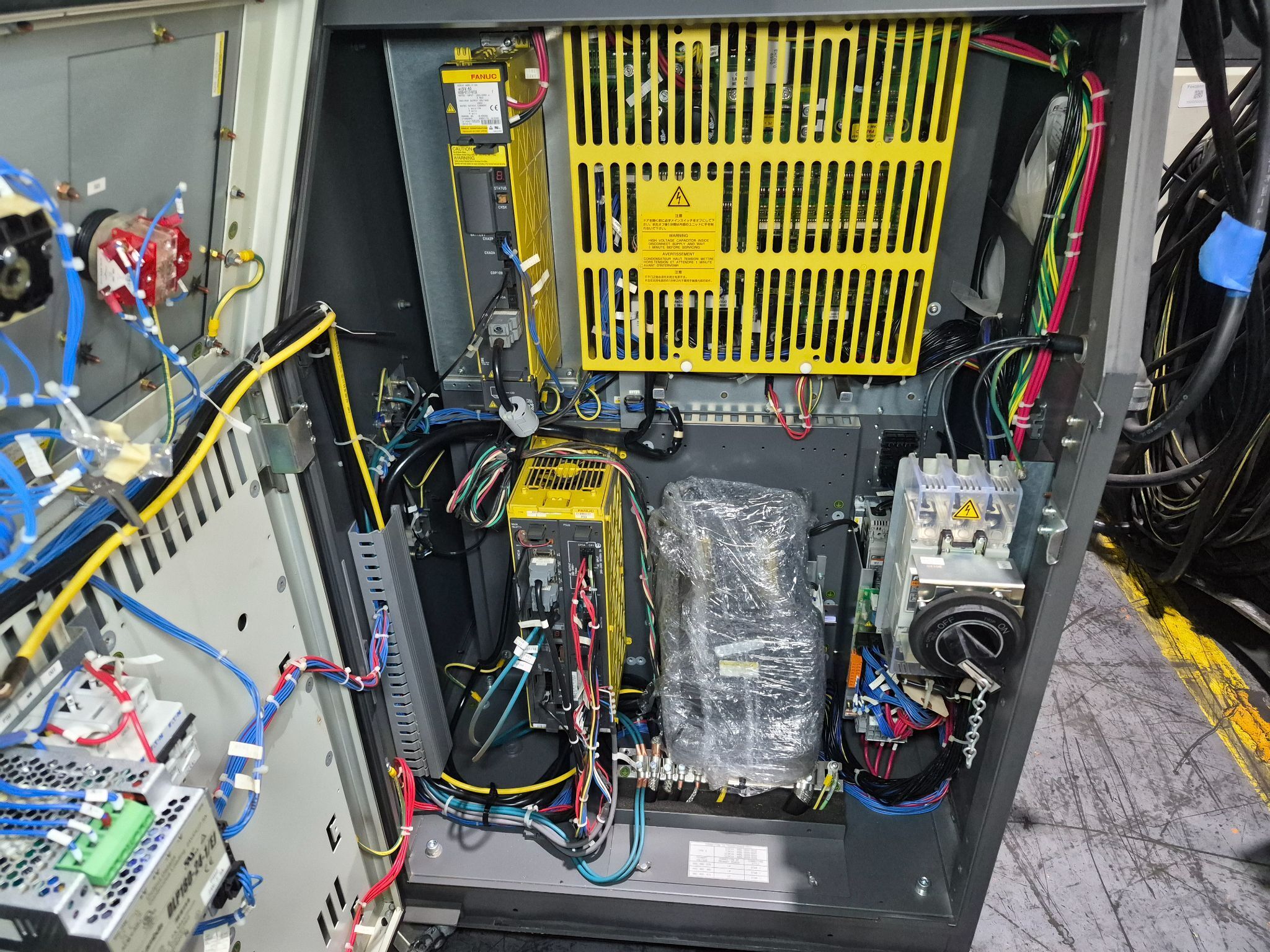 FANUC R-2000iB/210F Complete w/ R-30iA Controls USED 12