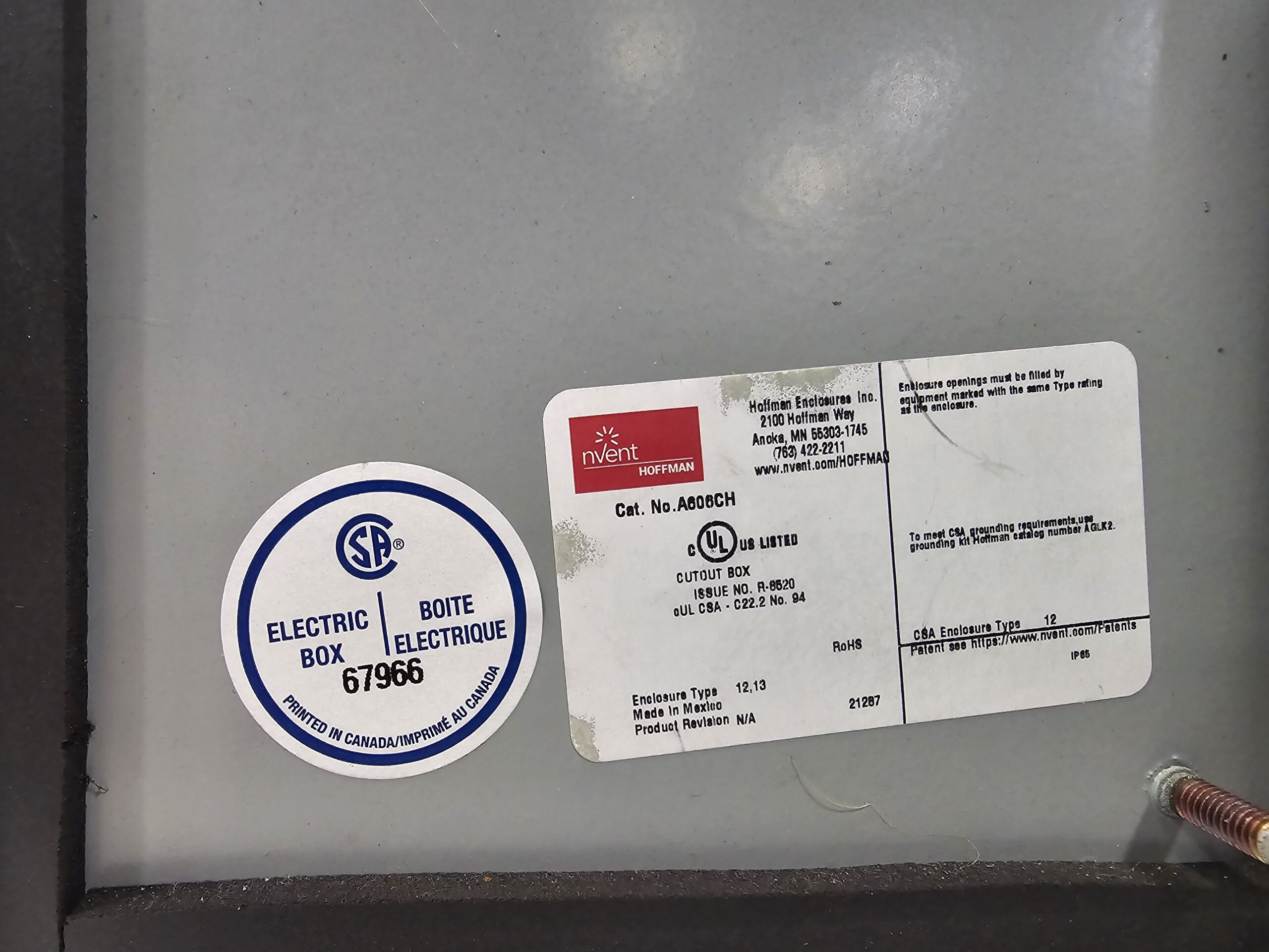 NVENT HOFFMAN A606CH 6x6x4 JUNCTION BOX USED 2