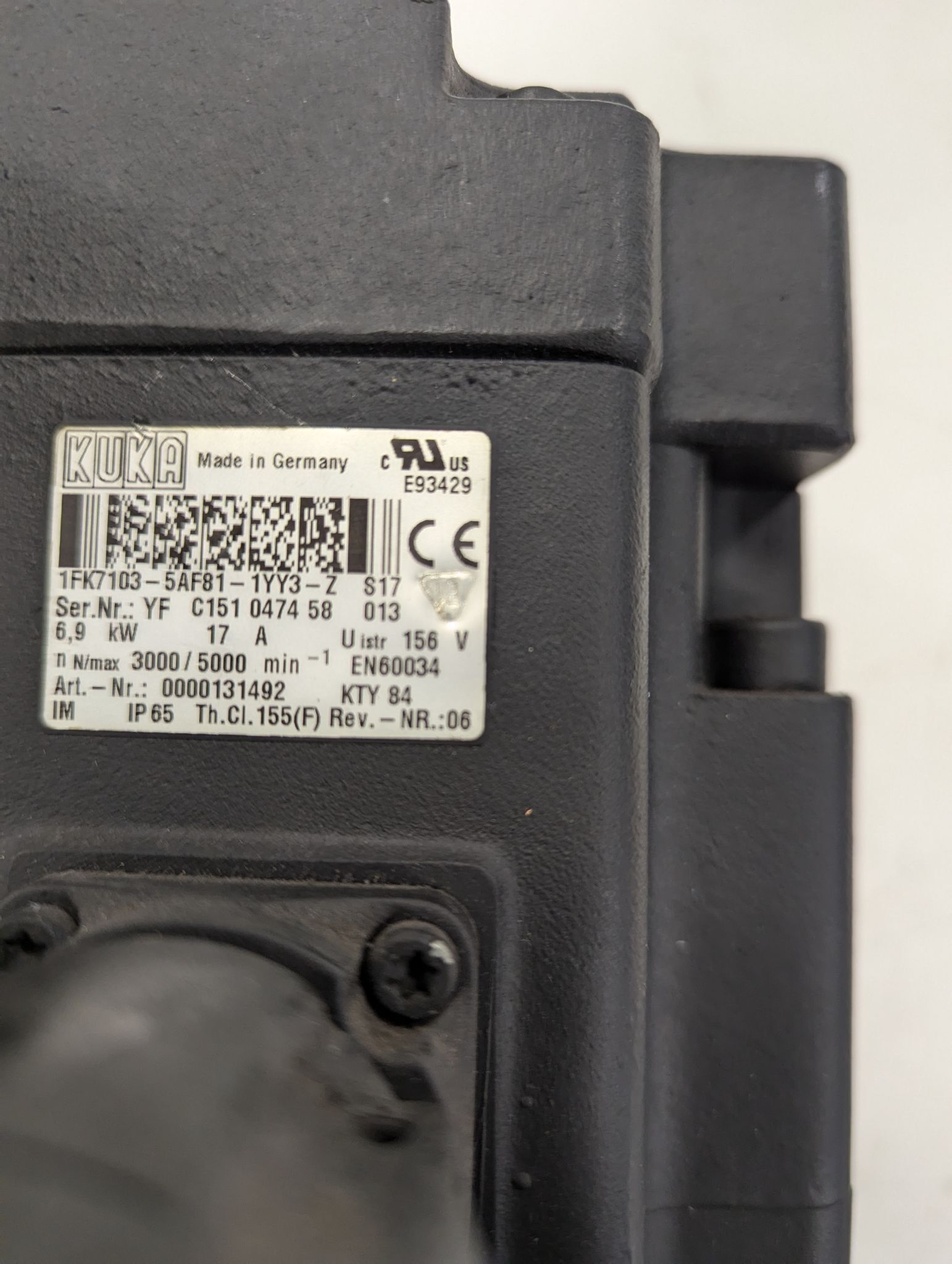 KUKA SERVO MOTOR 1FK7103-5AF81-1YY3-Z USED 2