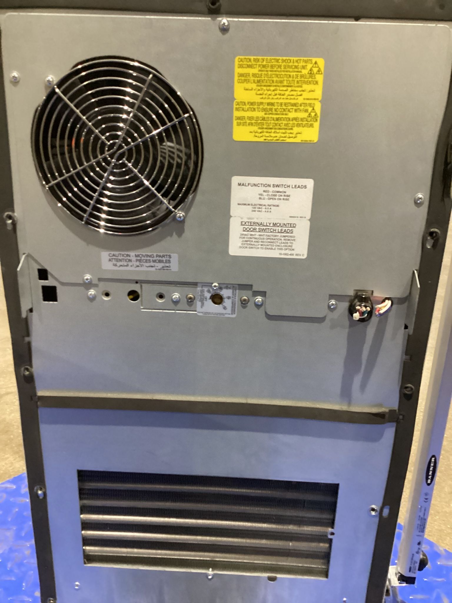 NVENT HOFFMAN G280416G050 SpectraCool 6000BTU A/C USED 1