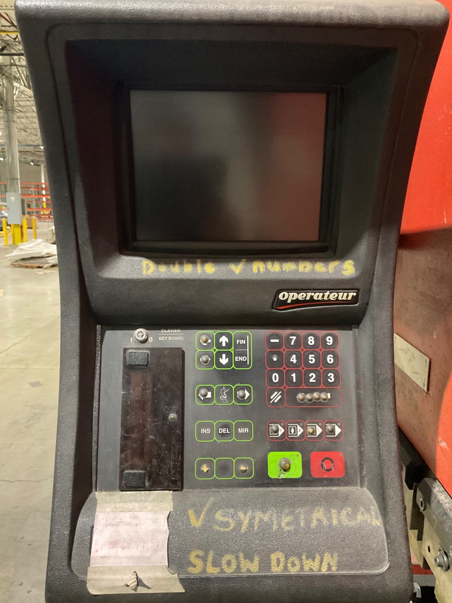 AMADA HFB-8025 Hydraulic Press Brake 80T USED 2
