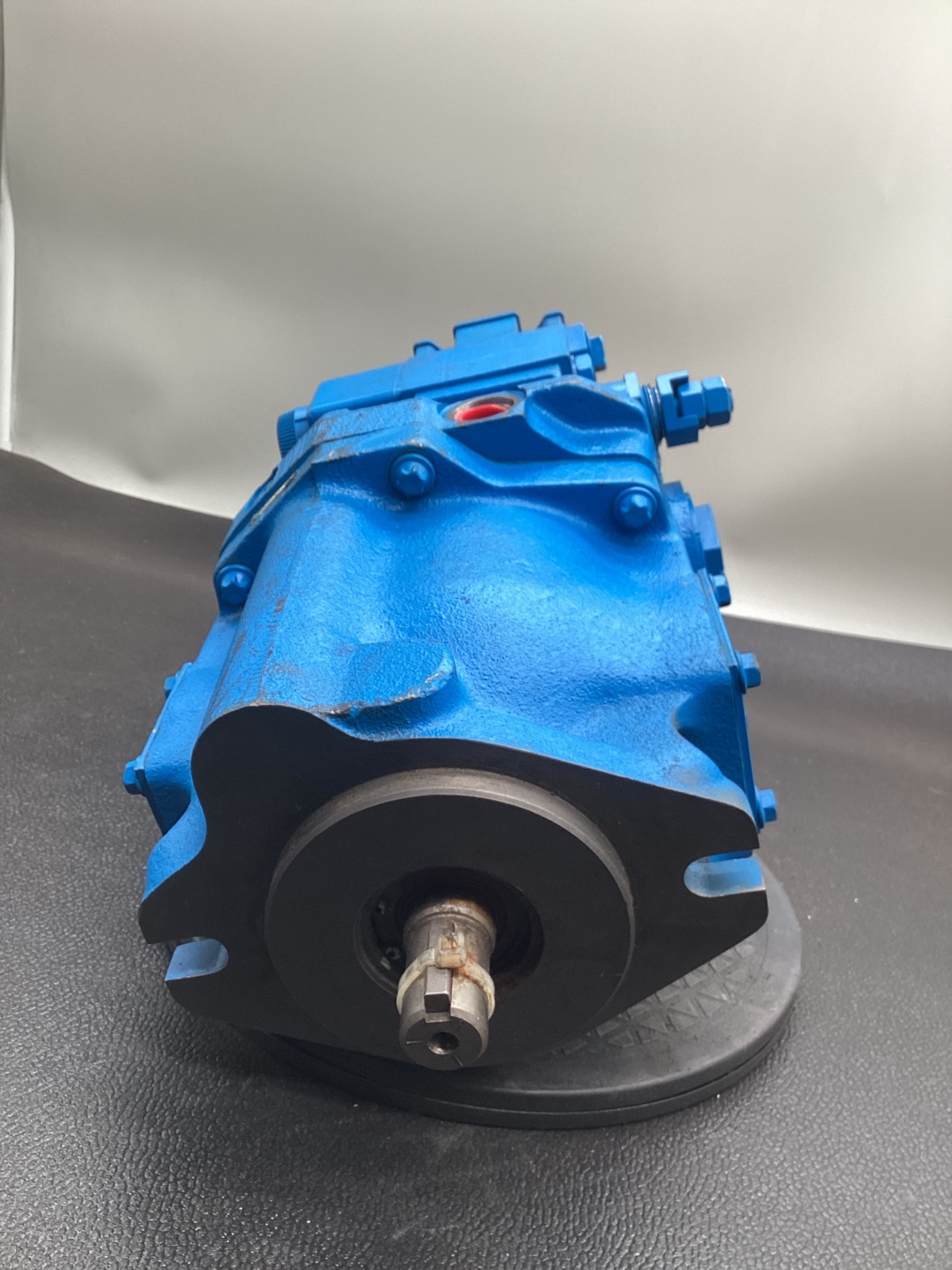 EATON 02-341907 PVQ45AR01AA10C Hydraulic Piston Pump NEW 1