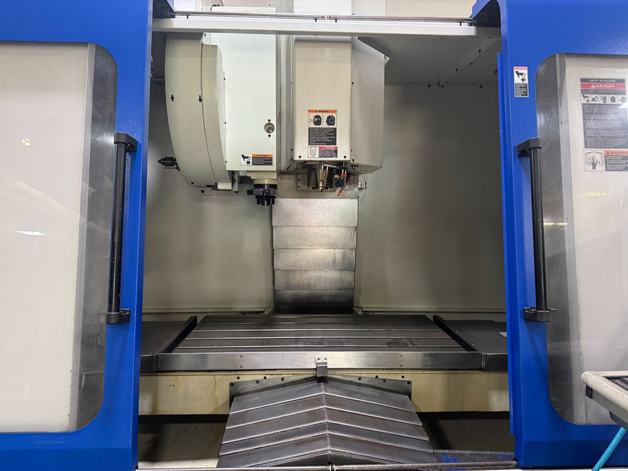 2005 FADAL VMC-4525HT CNC VERTICAL MACHINING CENTER USED 3