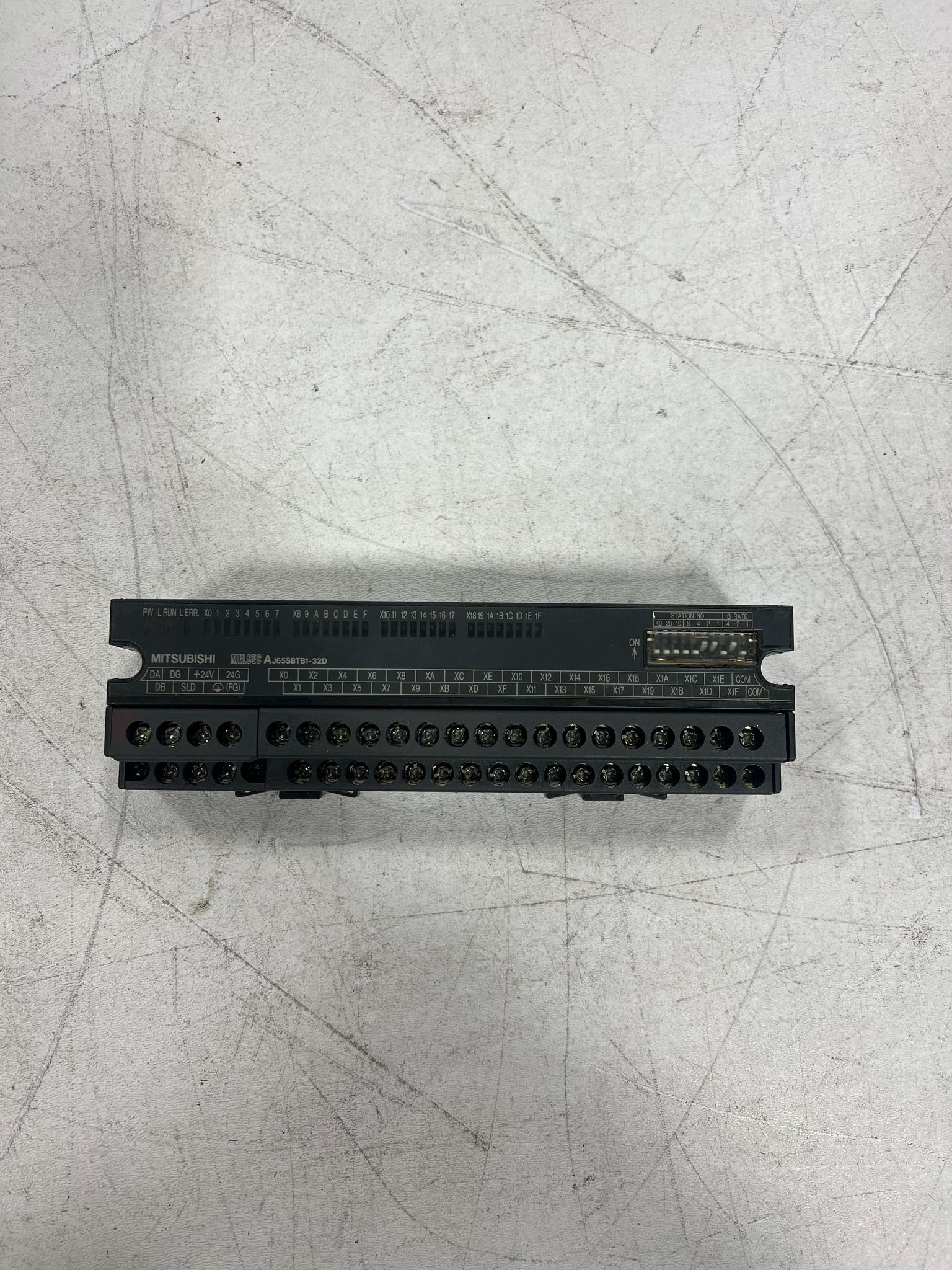 MITSUBISHI AJ65SBTB1-32D PLCS/MACHINE CONTROL USED 0
