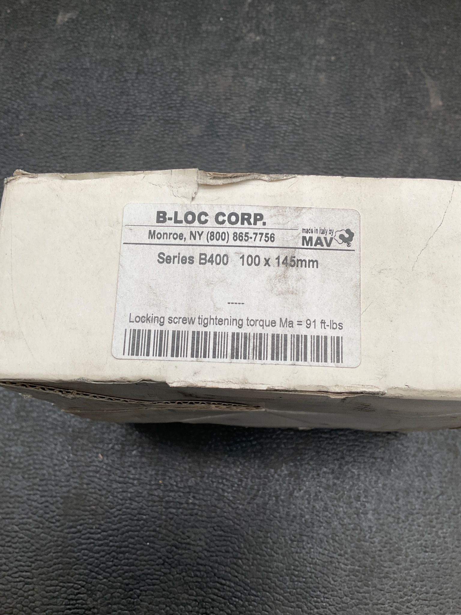 B-LOC SERIES B400 100x145mm Shaft Locking Device NEW 2