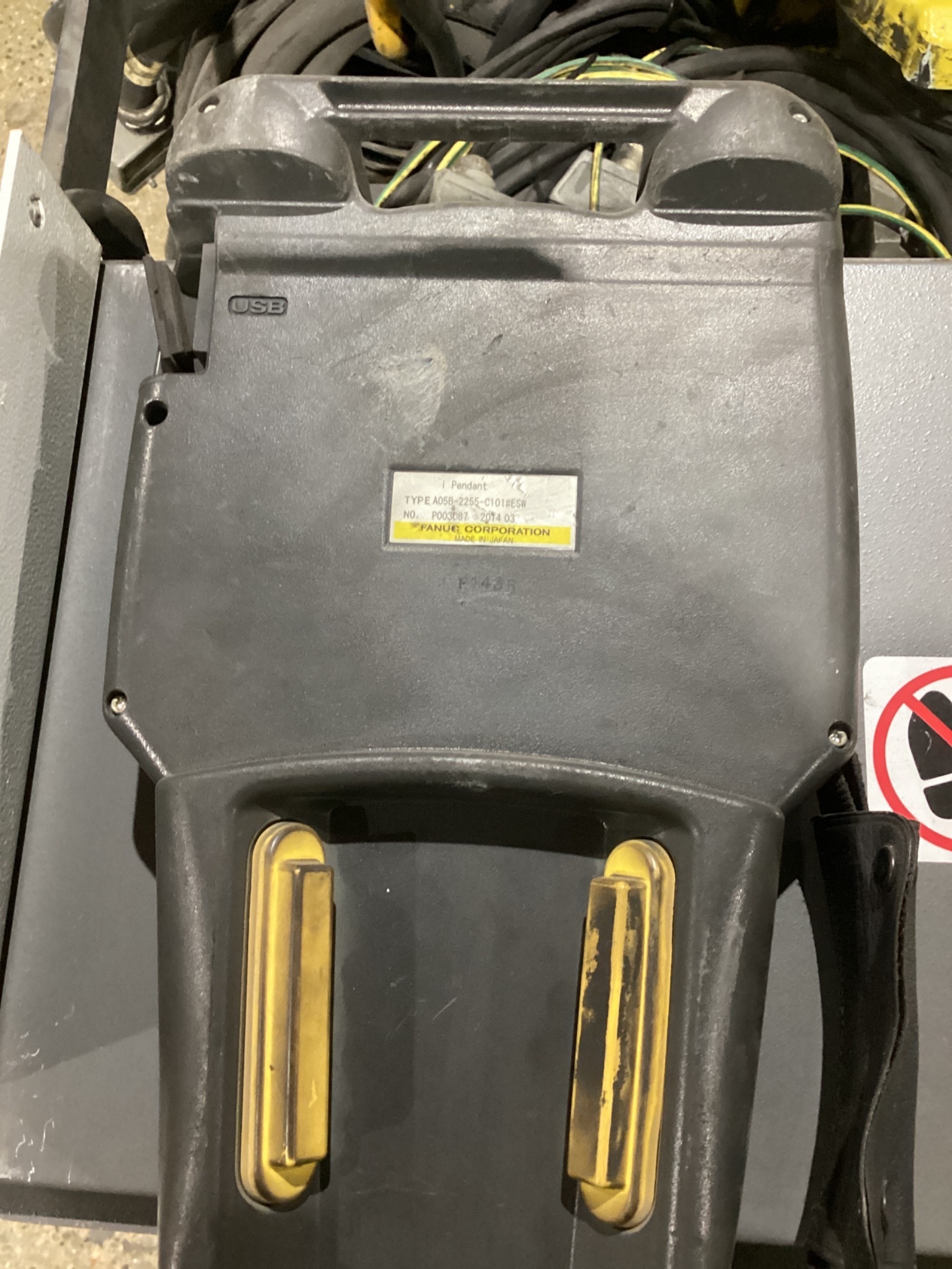 FANUC R-2000iB/210F Complete w/ R-30iB Controls USED 3