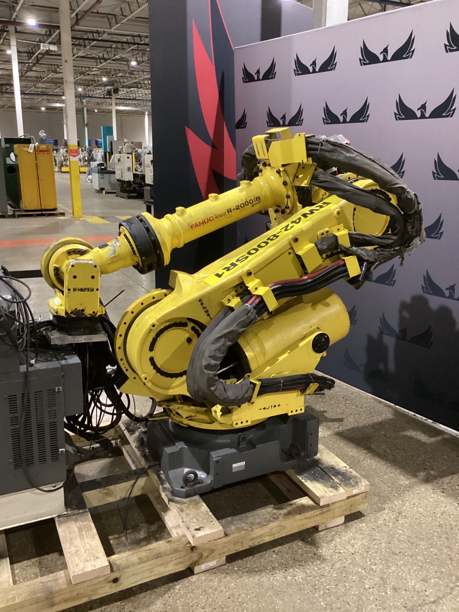 FANUC R-2000iB/210F Complete w/ R-30iB Controls USED 7