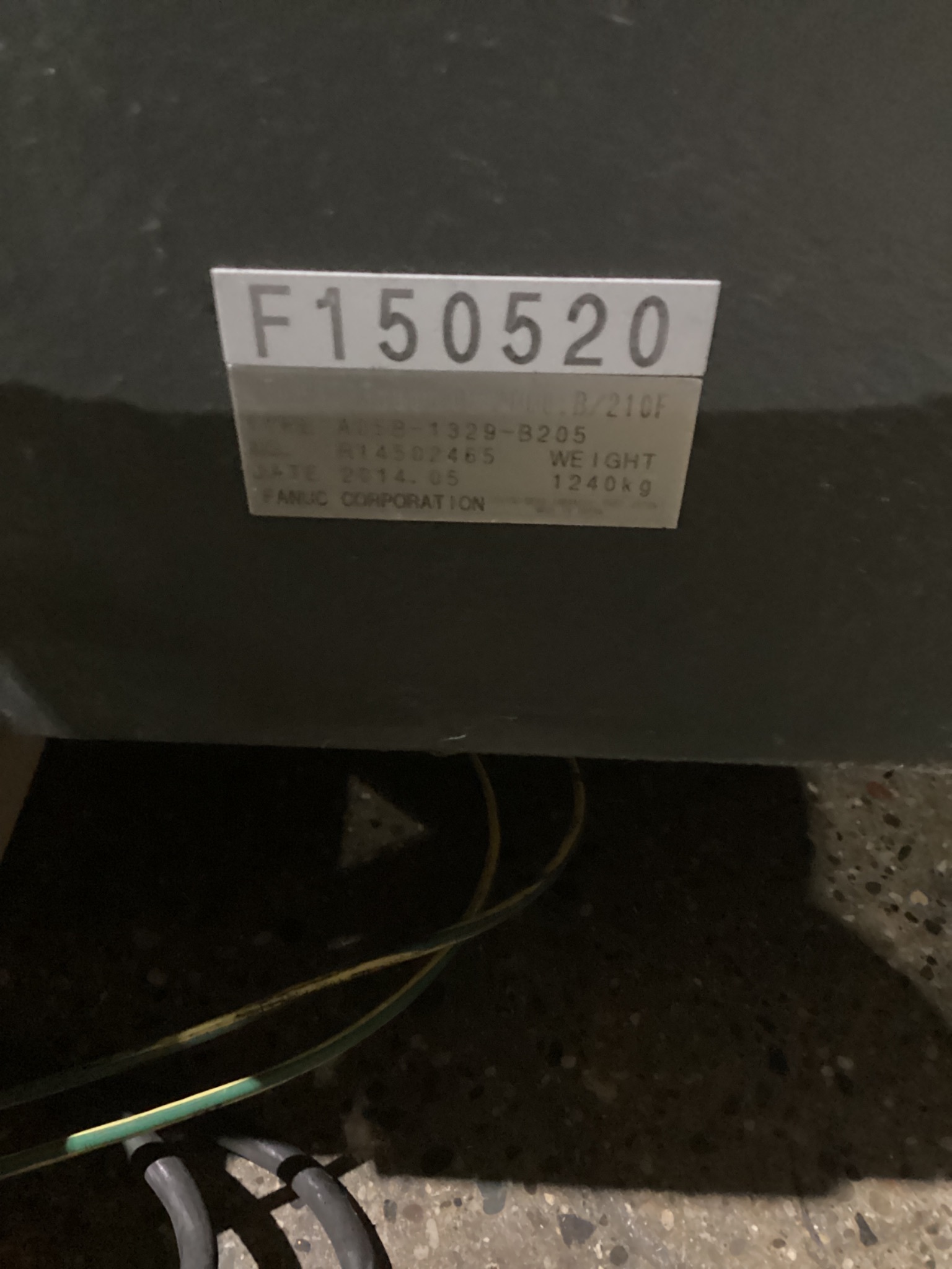 FANUC R-2000iB/210F Complete w/ R-30iB Controls USED 9