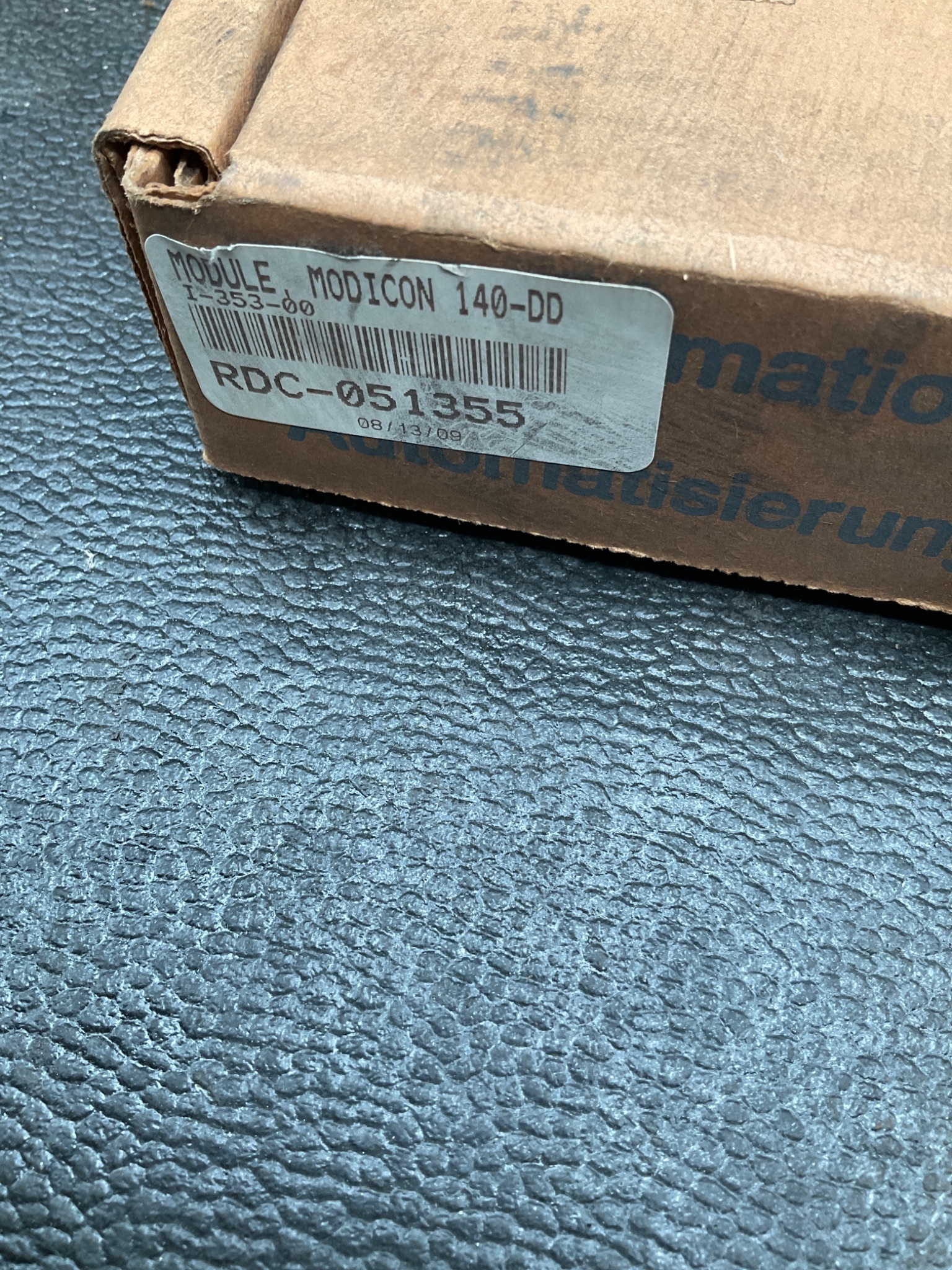 TSX QUANTUM 140DDI35300 Digital Input Module NEW 3