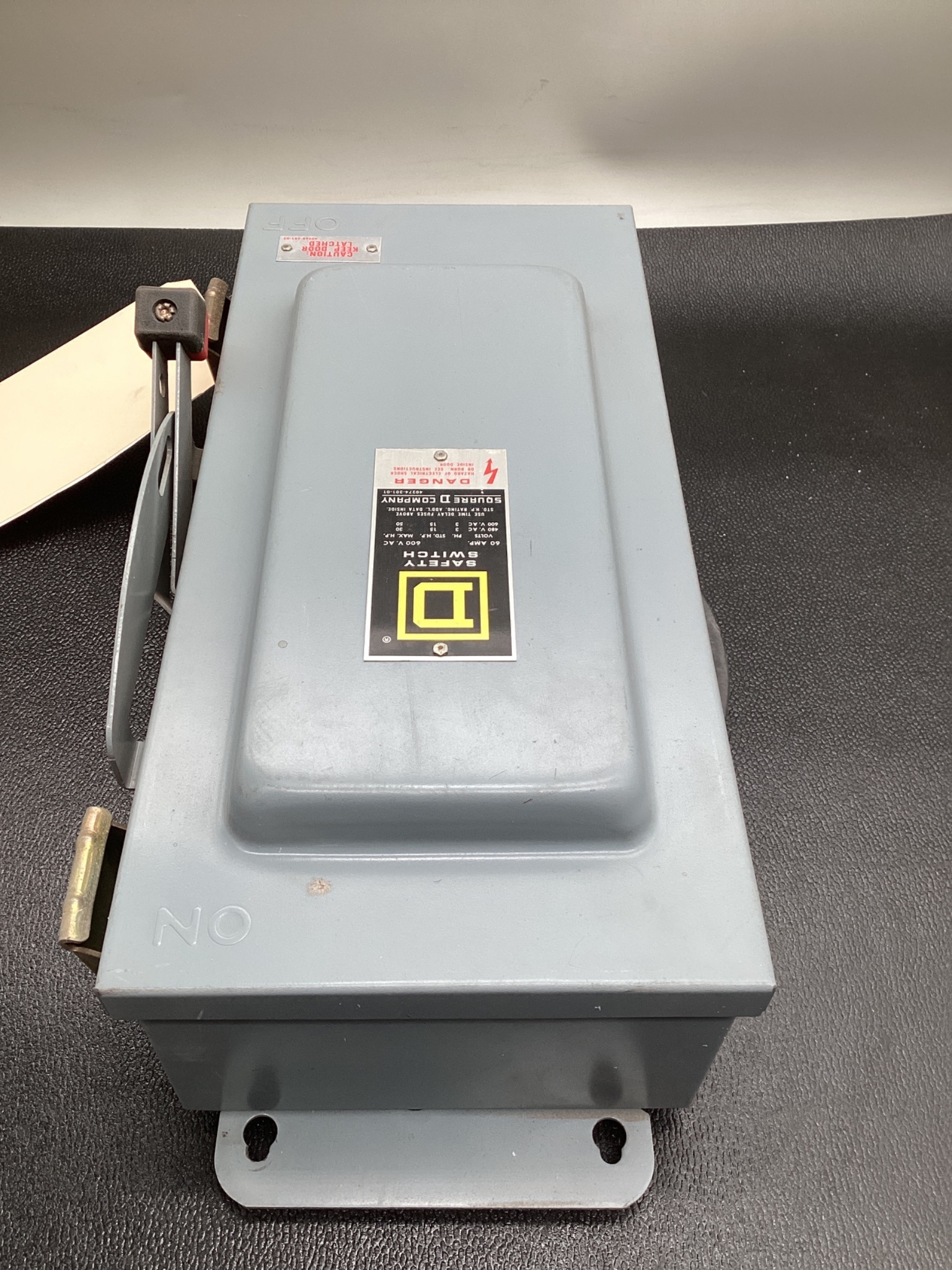 SQUARE D H362AWK 60A 600V 3P Fused Safety Switch USED 2