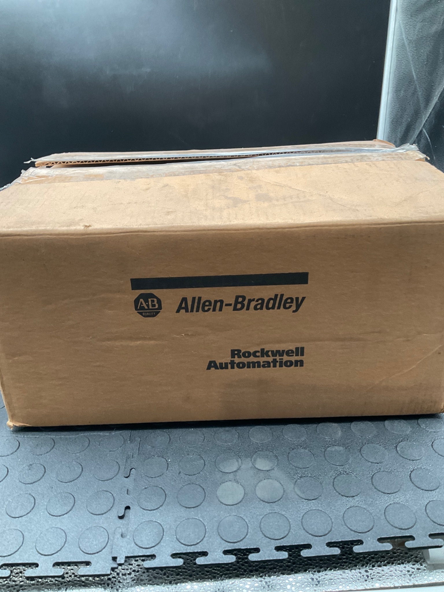 ALLEN BRADLEY 1494V-DH622-A 200A Disconnect Switch Kit NEW 1