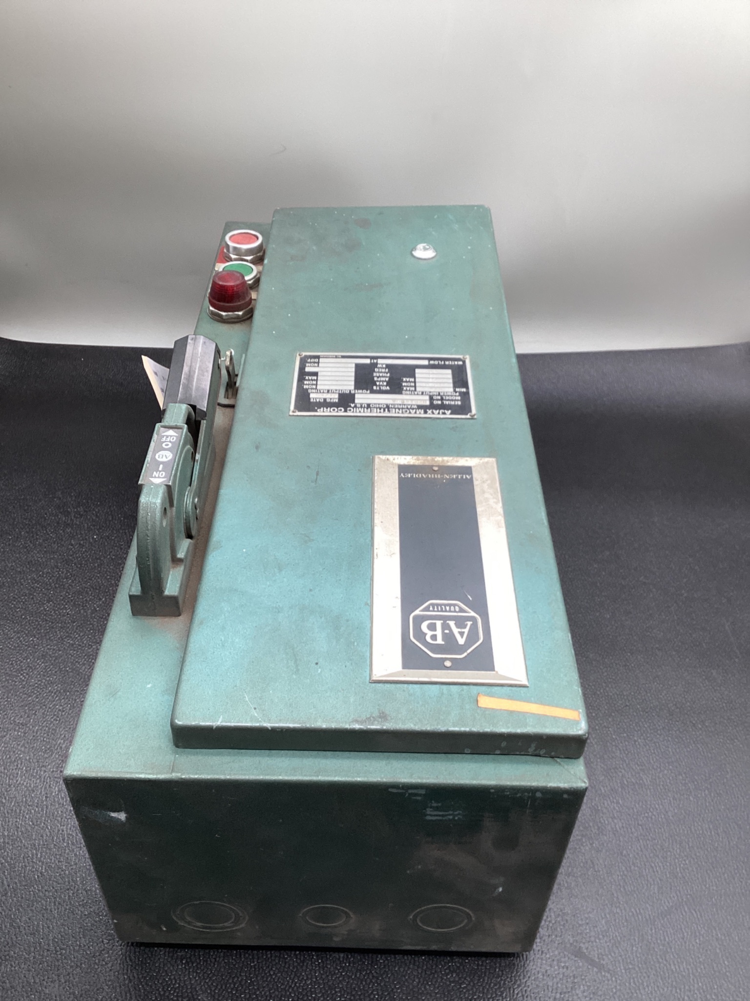 ALLEN BRADLEY BULLETIN 512 Combination Controller with Transformer USED 2