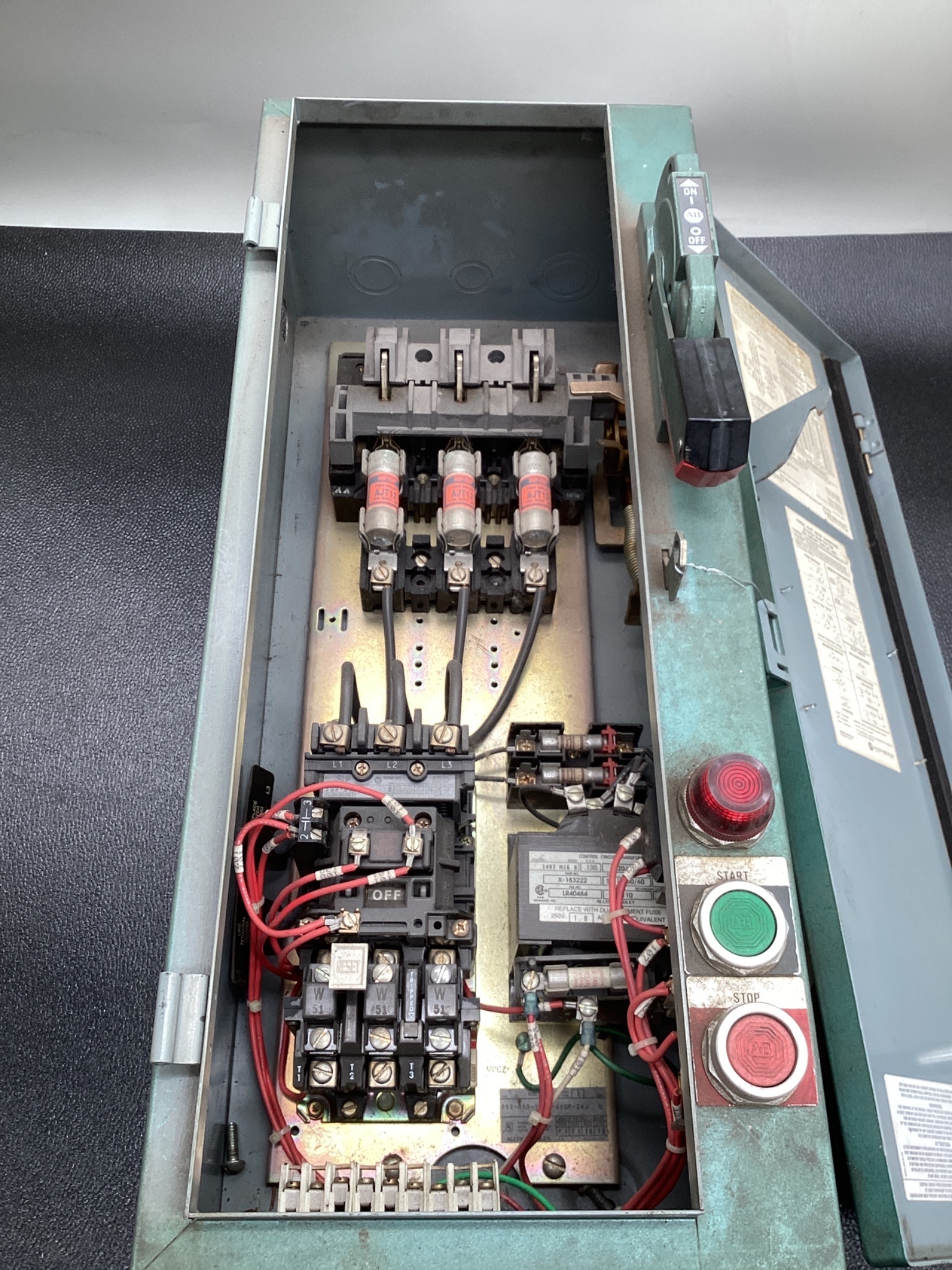 ALLEN BRADLEY BULLETIN 512 Combination Controller with Transformer USED 4