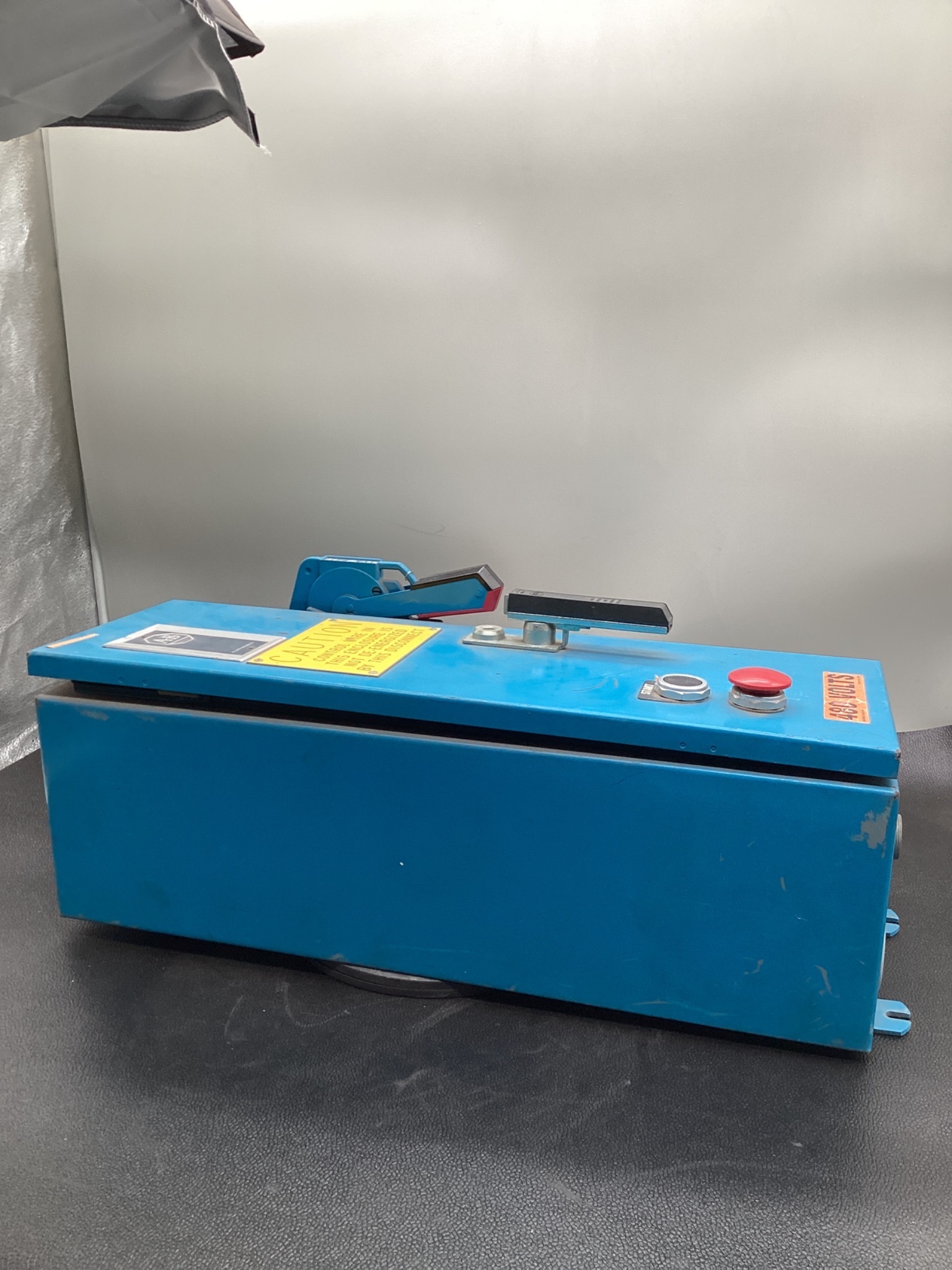 ALLEN BRADLEY 512-M/A25981 Combination Motor Starter USED 1