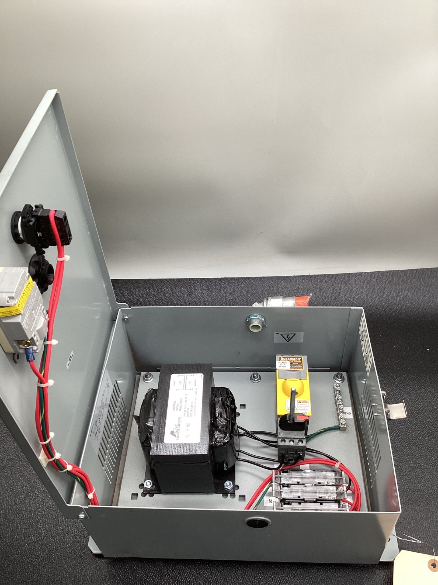 ACME TDAP-1000X-M 1KVA Transformer Disconnect USED 7