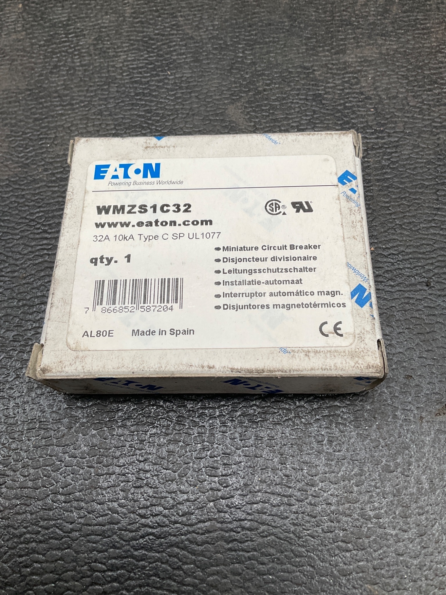 EATON WMZS1C32 Circuit Breaker 32A 1-Pole NEW 3
