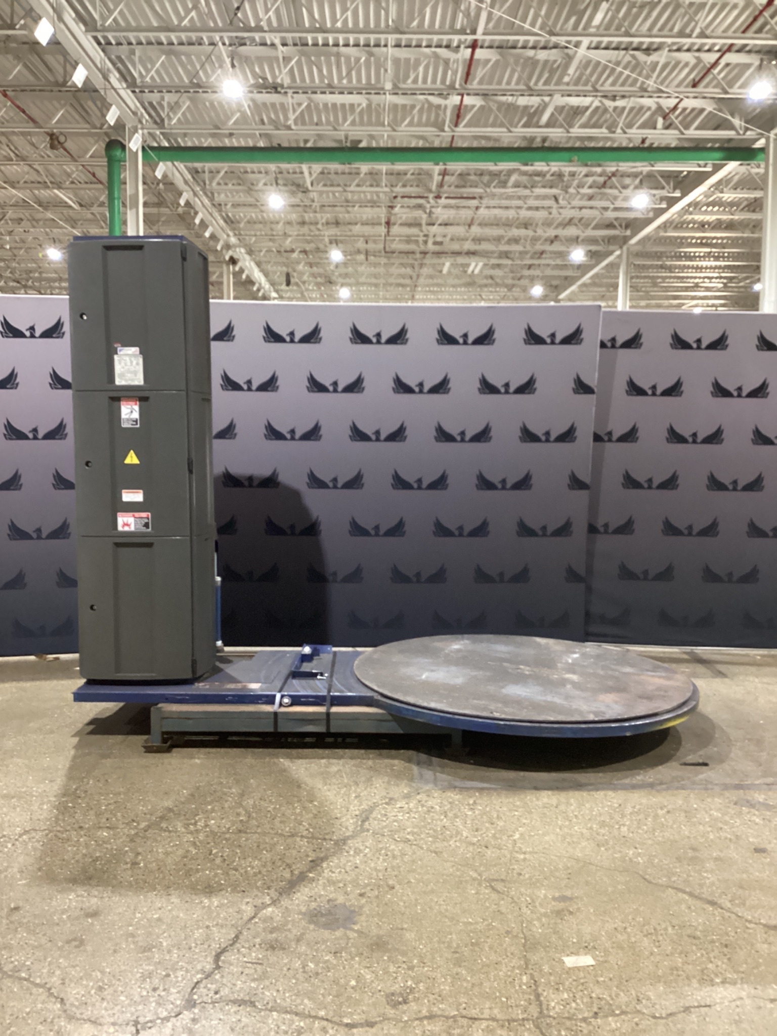LANTECH Q-300 Semi-Automatic Stretch Wrapper USED 0