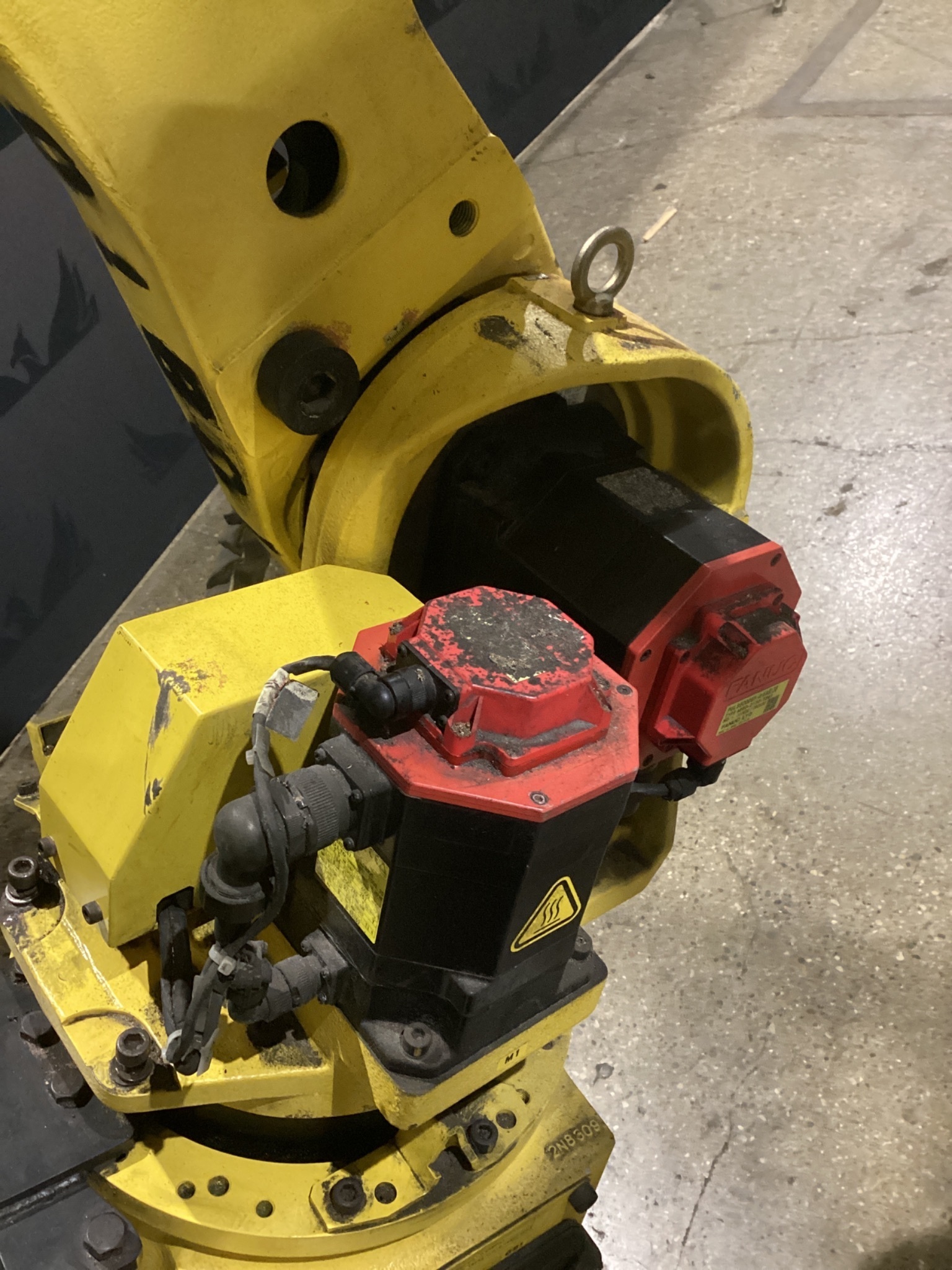 FANUC ArcMate 120iB/10L 6-Axis Welding Robot USED 2