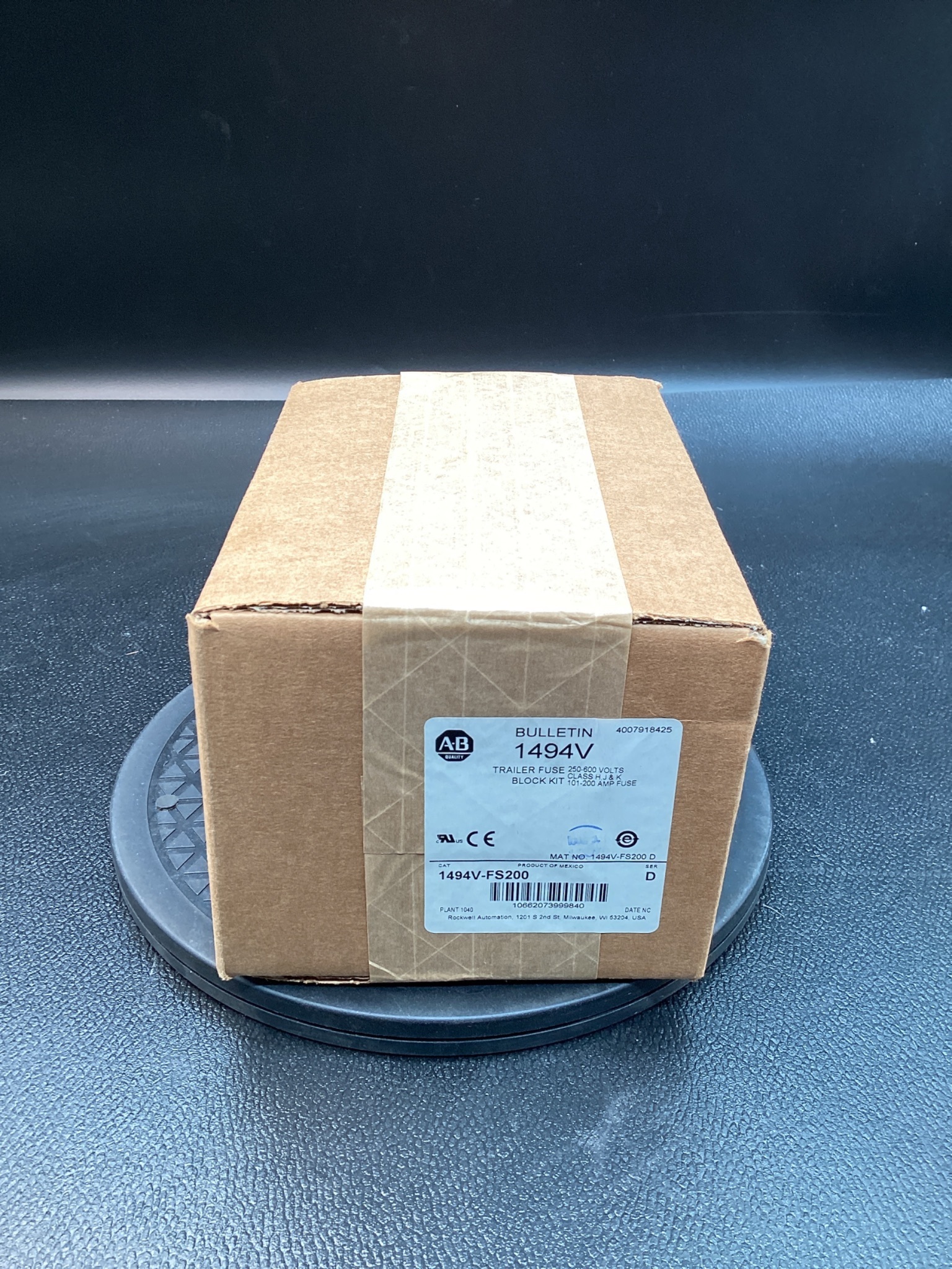 ALLEN BRADLEY 1494V-FS200 Trailer Fuse Block Kit 200A 600V NEW 0