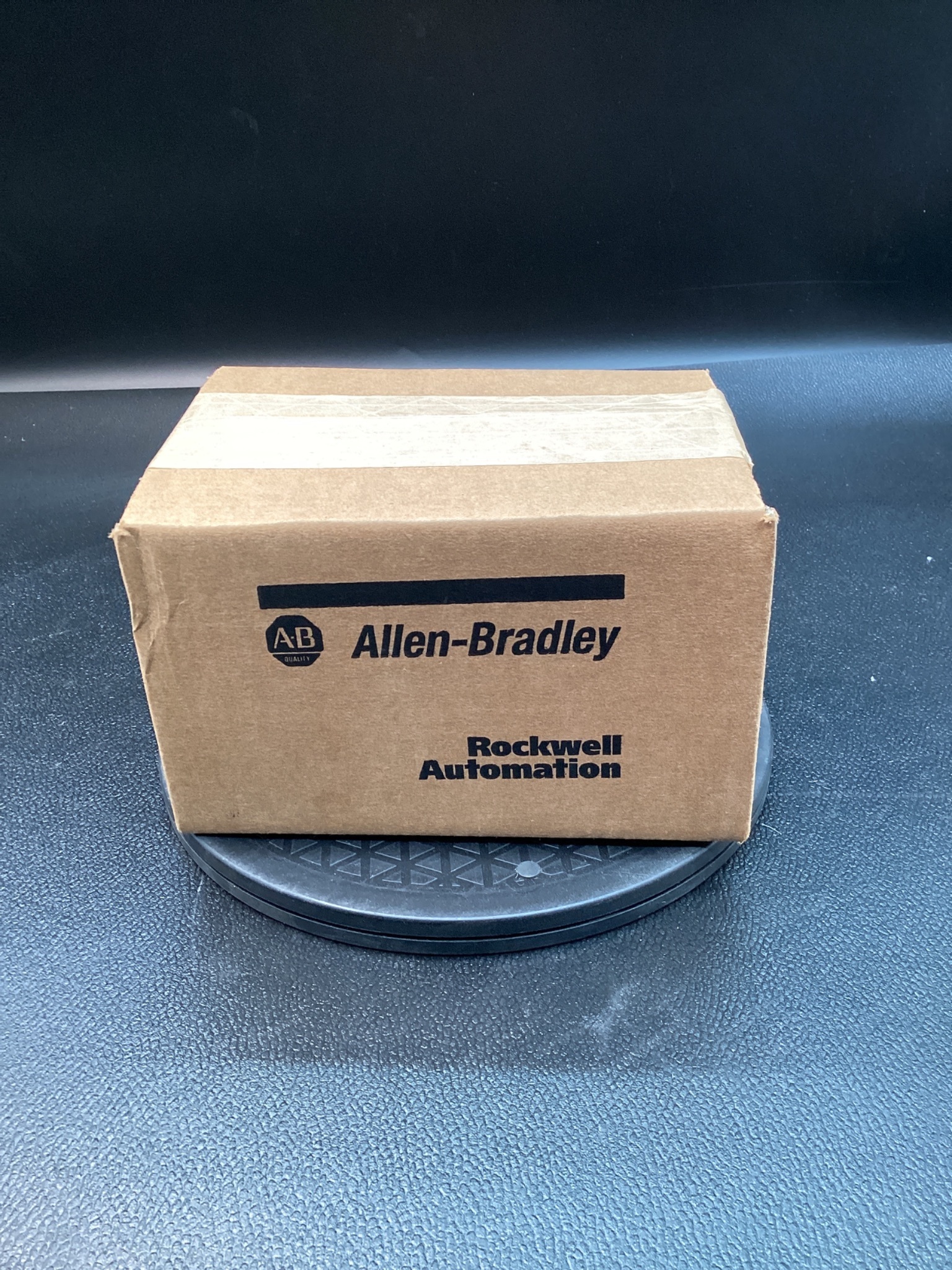 ALLEN BRADLEY 1494V-FS200 Trailer Fuse Block Kit 200A 600V NEW 1