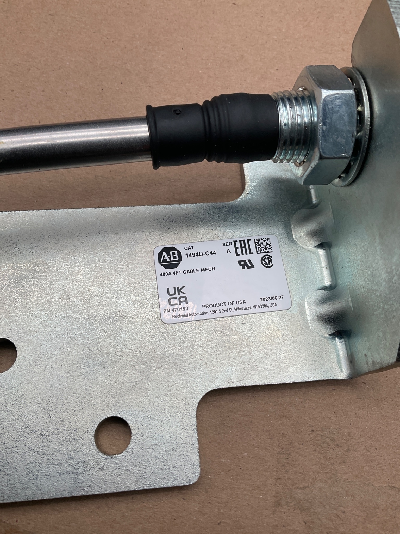 ALLEN BRADLEY 1494U-C44 Cable Mechanism 400A 4FT Right-Hand Flange NEW 4