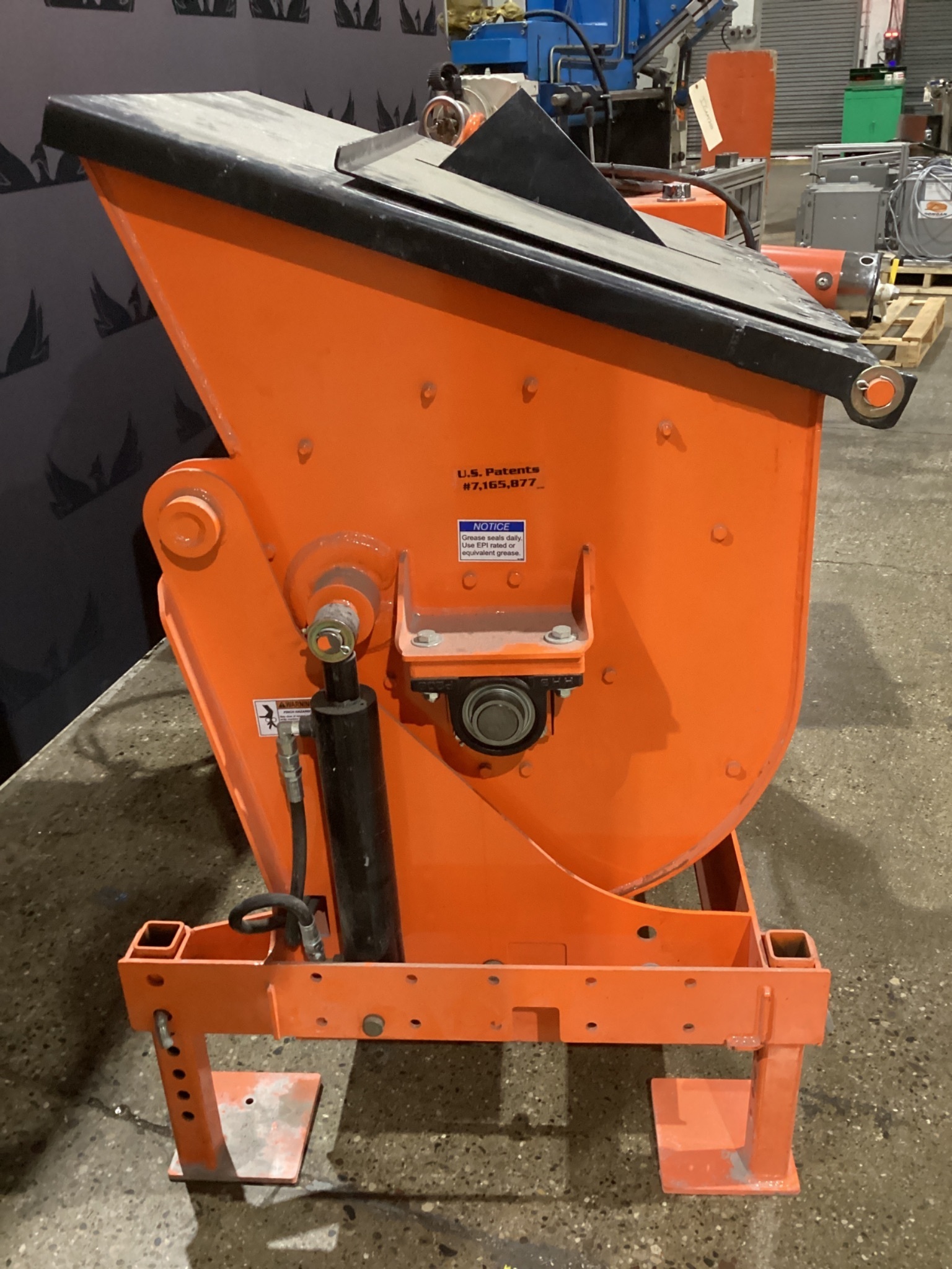 EZG Manufacturing MH9 Mud Hog Hydraulic Mortar Mixer USED 3