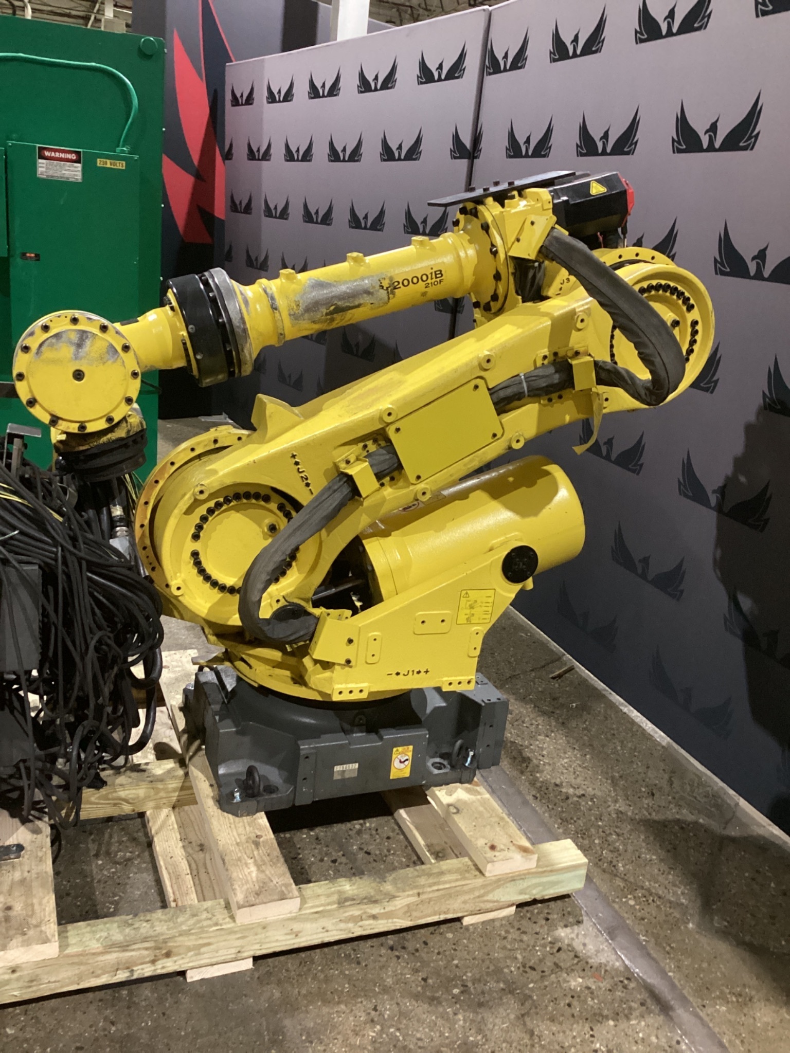 FANUC R-2000iB/210F Complete w/ R-30iB Controls USED 3