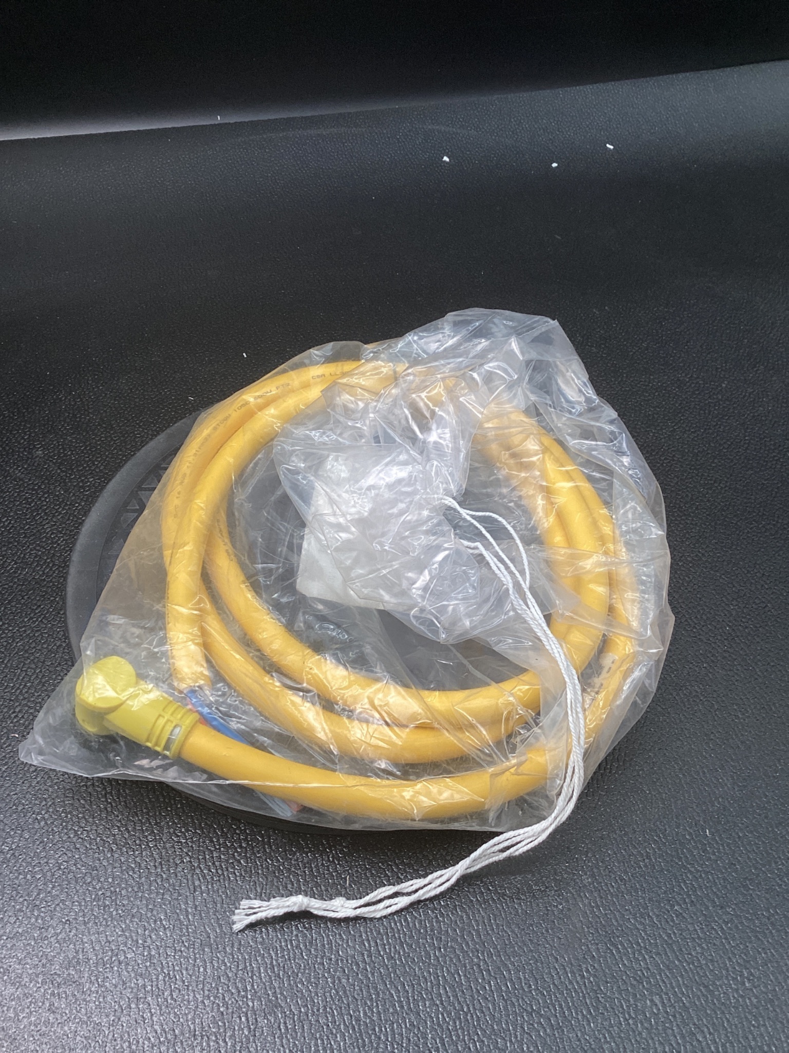 ALLEN BRADLEY 889N-R5AF-6F Power Cable NEW 2