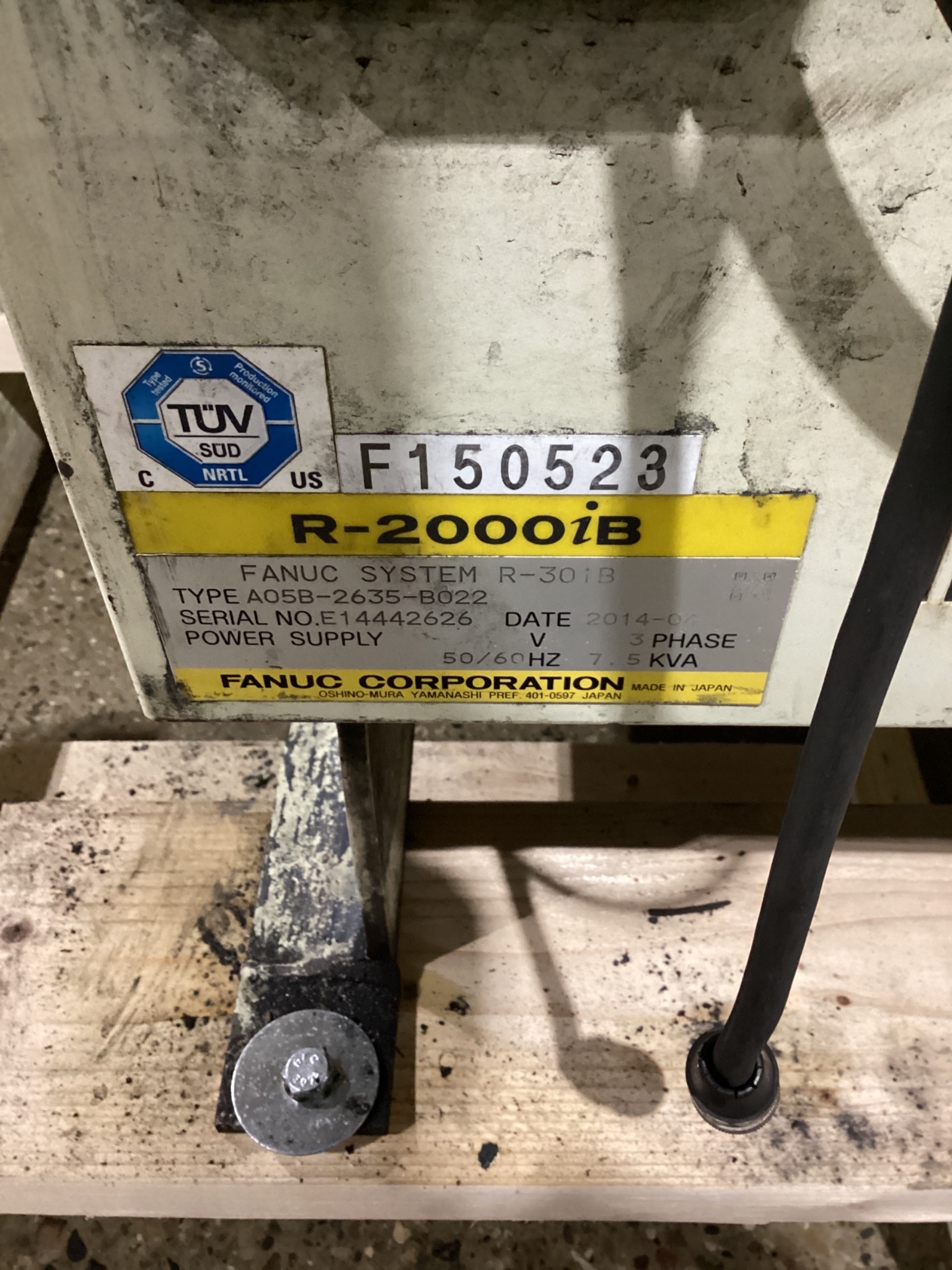 FANUC R-2000iB/210F Complete w/ R-30iB Controls USED 7