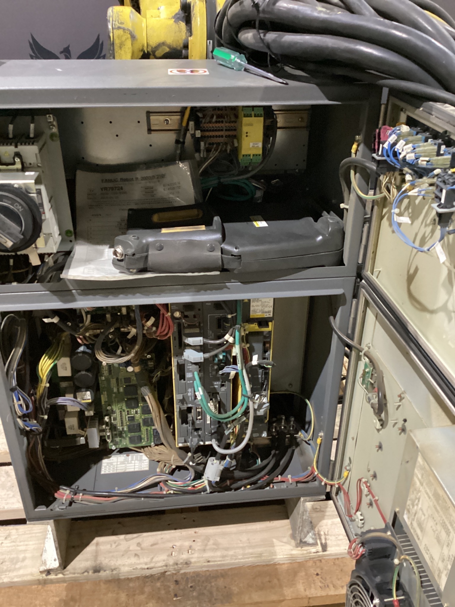 FANUC R-2000iB/210F Complete w/ R-30iB Controls USED 8