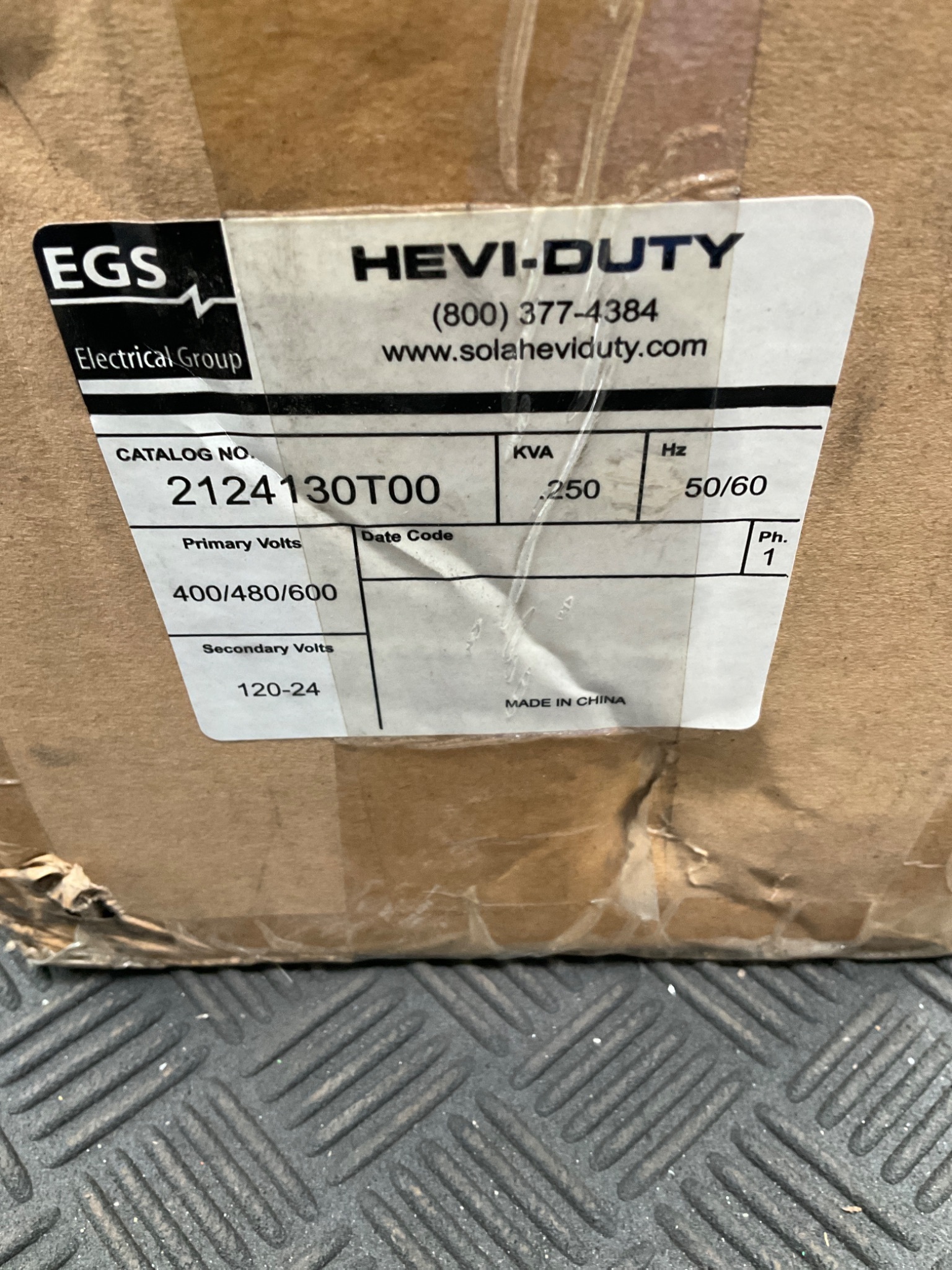 SOLAHD 2124130T00 .250 KVA Control Transformer NEW 1