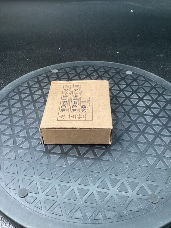 Used SIEMENS 6ES7 131-6BF01-0BA0 PLC Input and Output Modules IGAM2780196