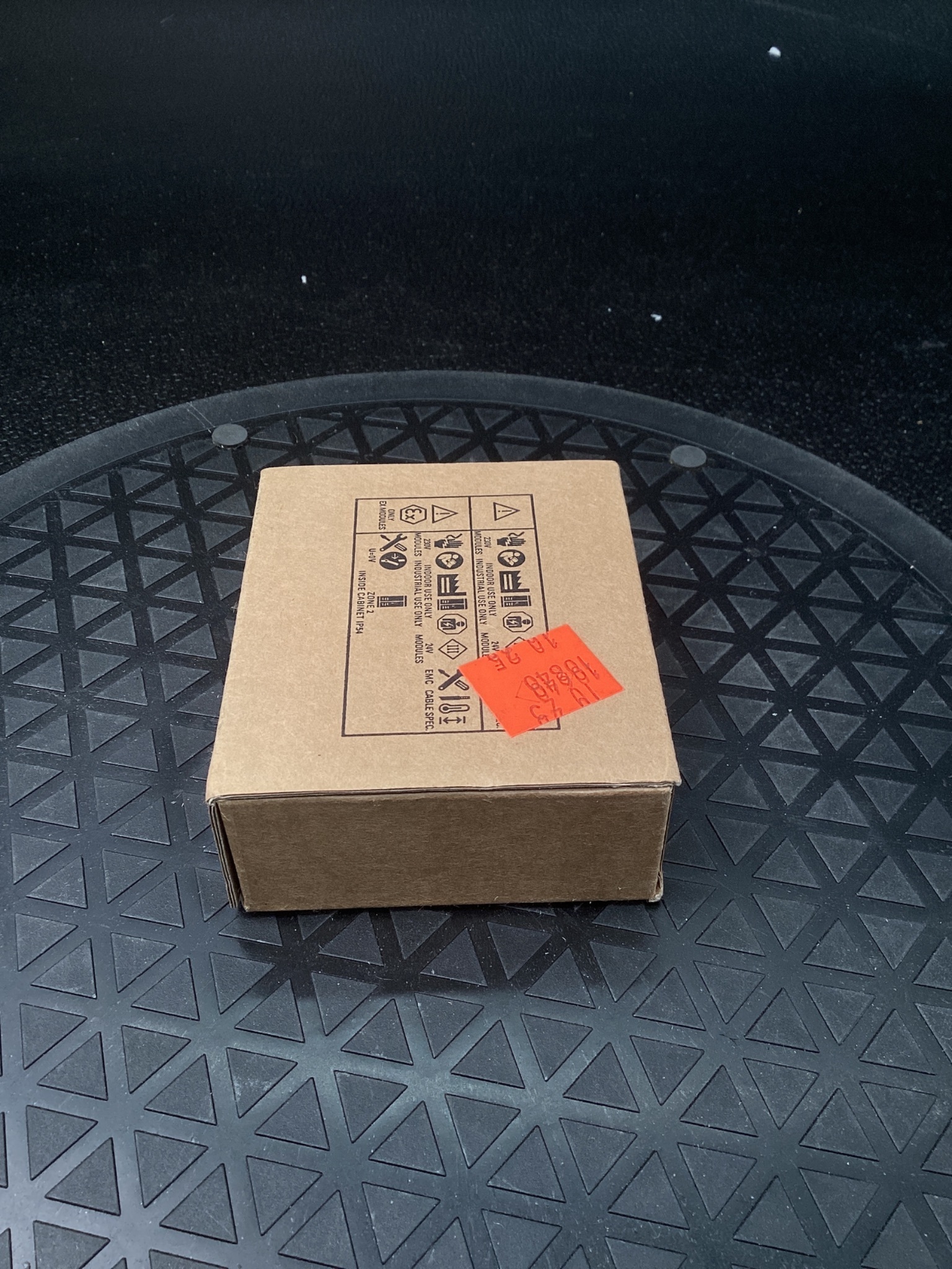 SIEMENS 6ES7 136-6DB00-0CA0 Fail-Safe Digital Output Module NEW 4
