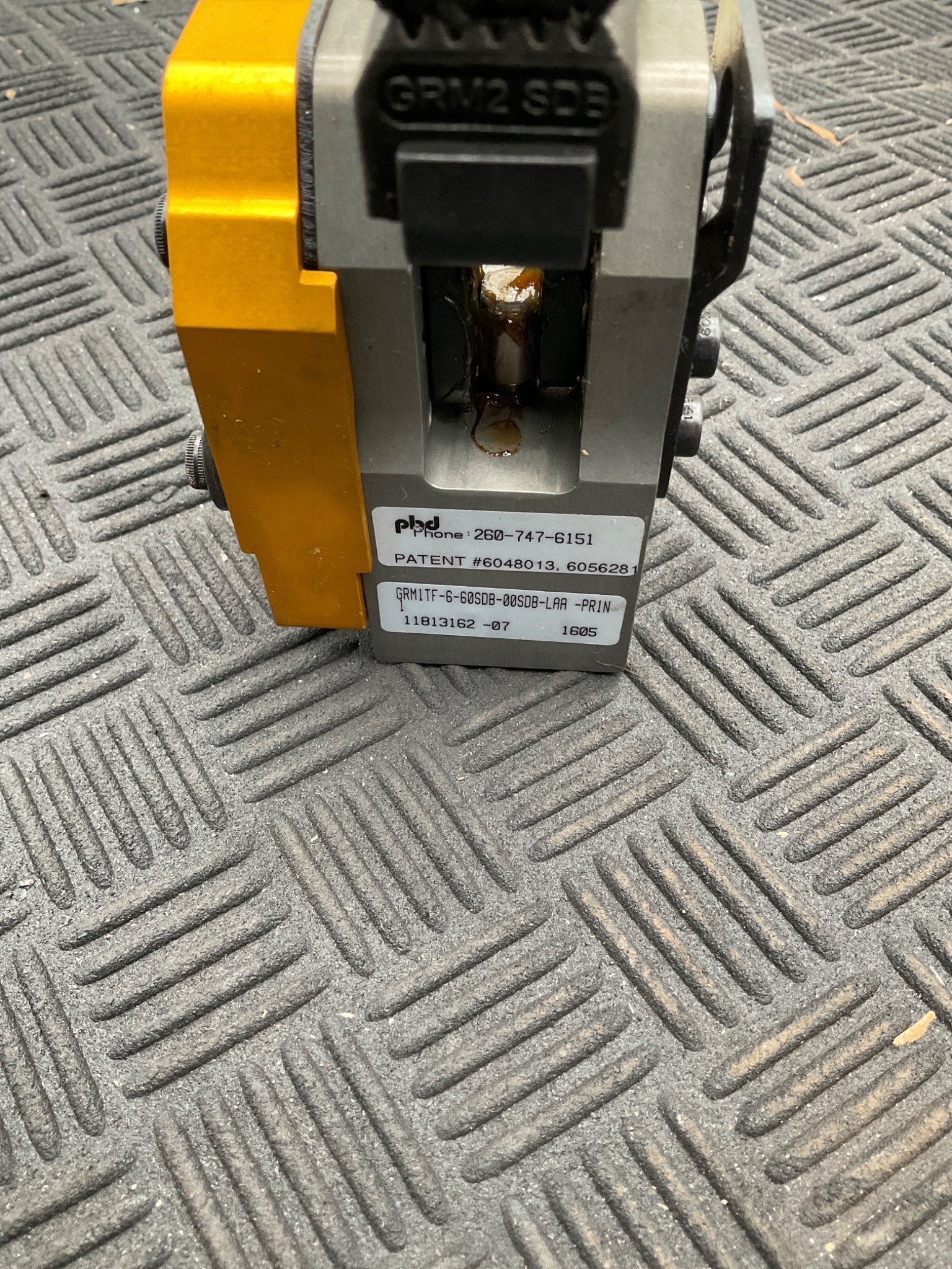 PHD GRM1TF-6-60SDB-00SDB-LAA-PR1N1 Pneumatic Gripper NEW 4