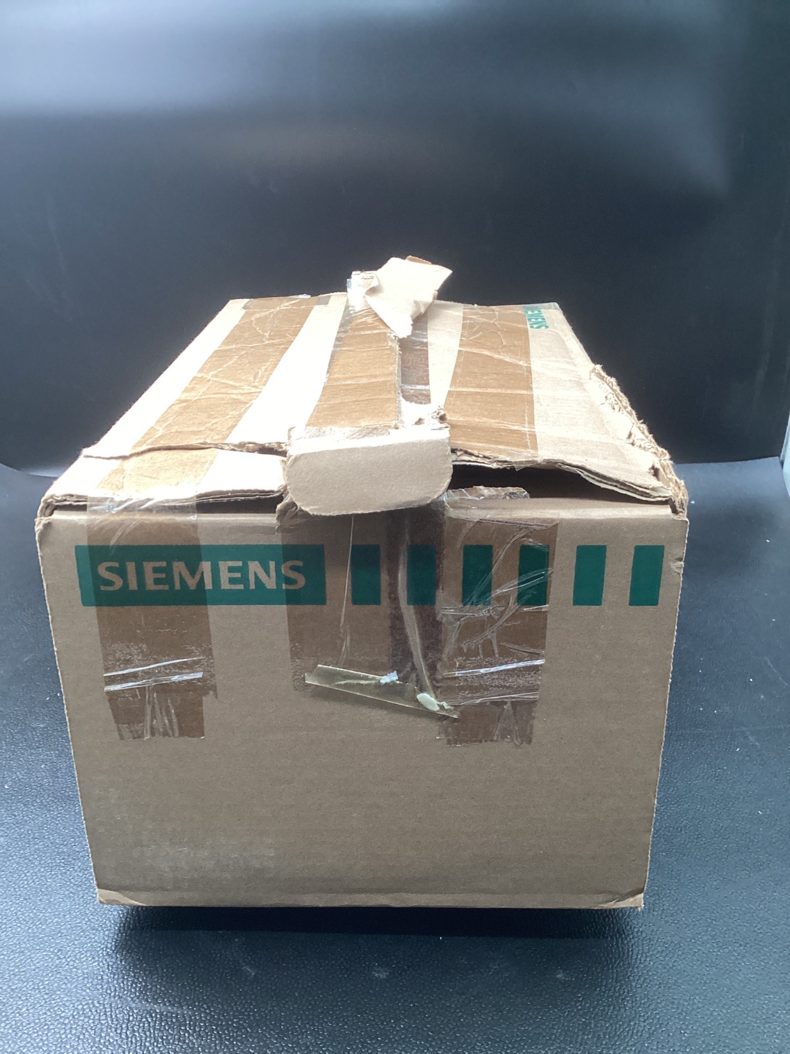 SIEMENS HPX3T160 1600A 3-Pole Circuit Breaker NEW 1