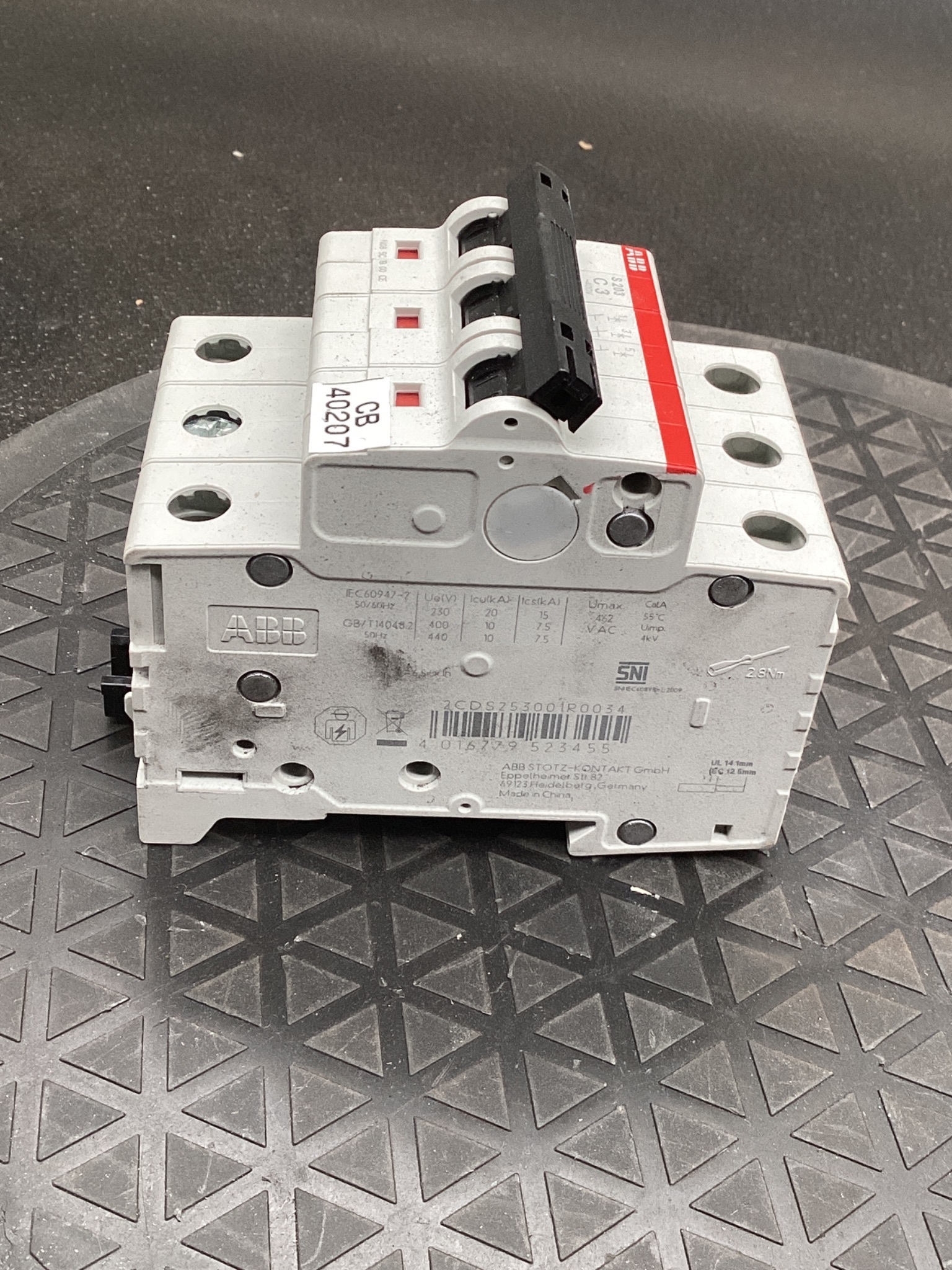 ABB S203-C3 3-Pole Circuit Breaker USED 1