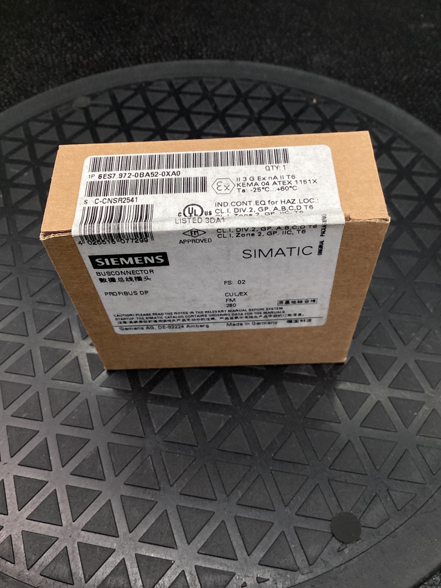SIEMENS 6ES7 972-0BA52-0XA0 SIMATIC DP Bus Connector NEW 4